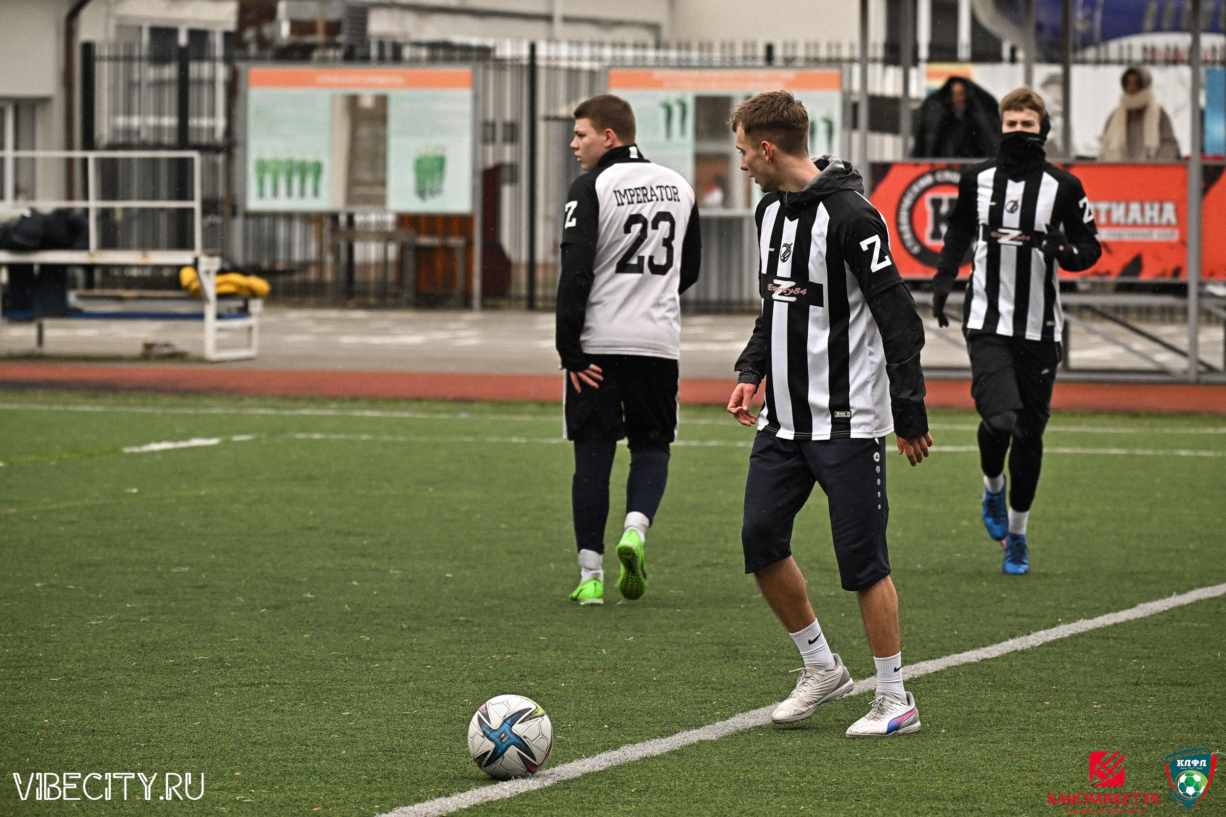 XX ЧЕМПИОНАТ КАЛИНИНГРАДСКОЙ ЛФЛ КАНЦМАРКЕТ39 сезона 2024–2025 гг. VIBECITY.RU Вайб Сити Ру Фоторепортажи Фотоотчеты Калининград