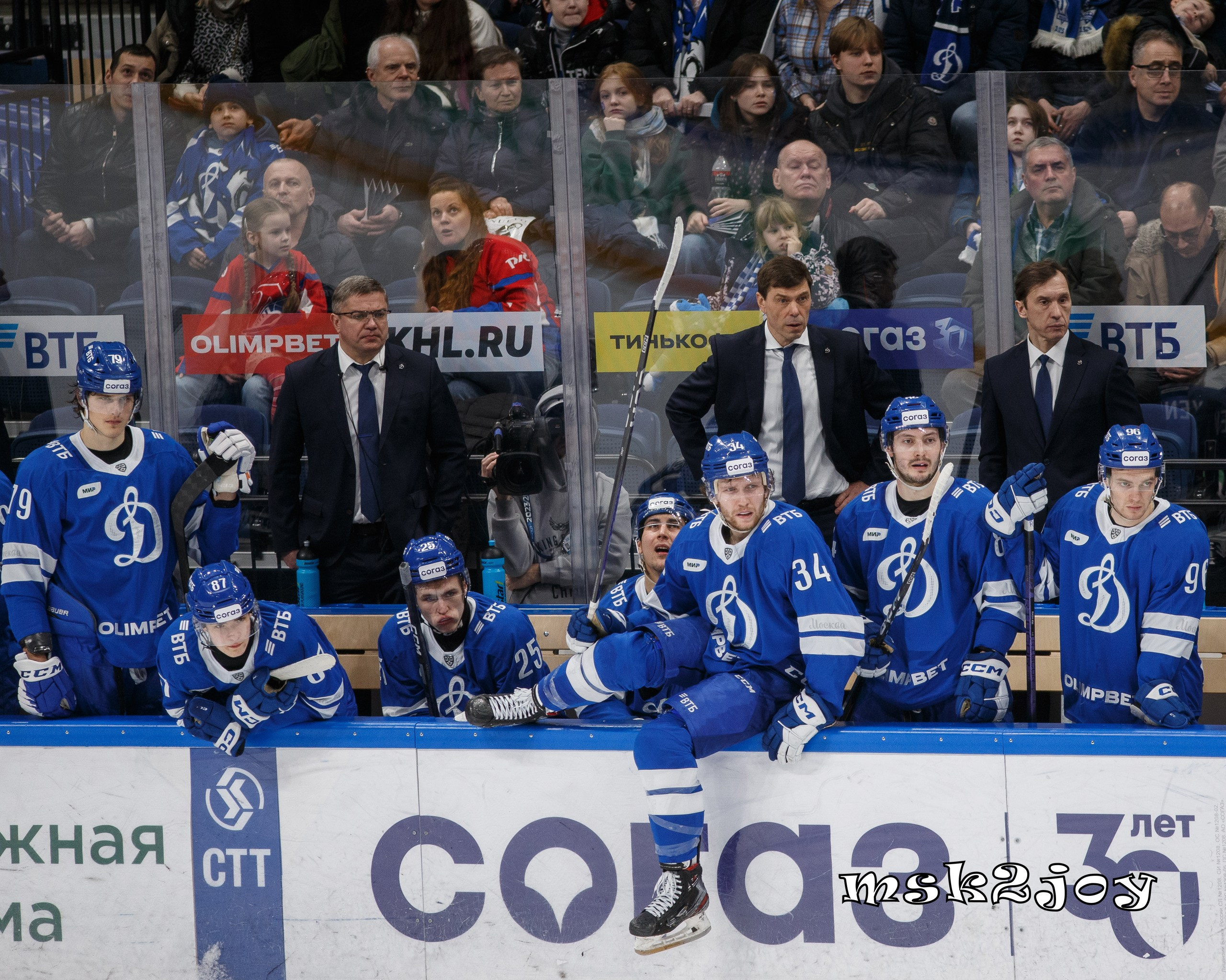 Фоторепортаж. КХЛ. «Динамо» (Москва) — «Локомотив» (Ярославль). Михаил Тоцкий портретный и репортажный фотограф в Москве