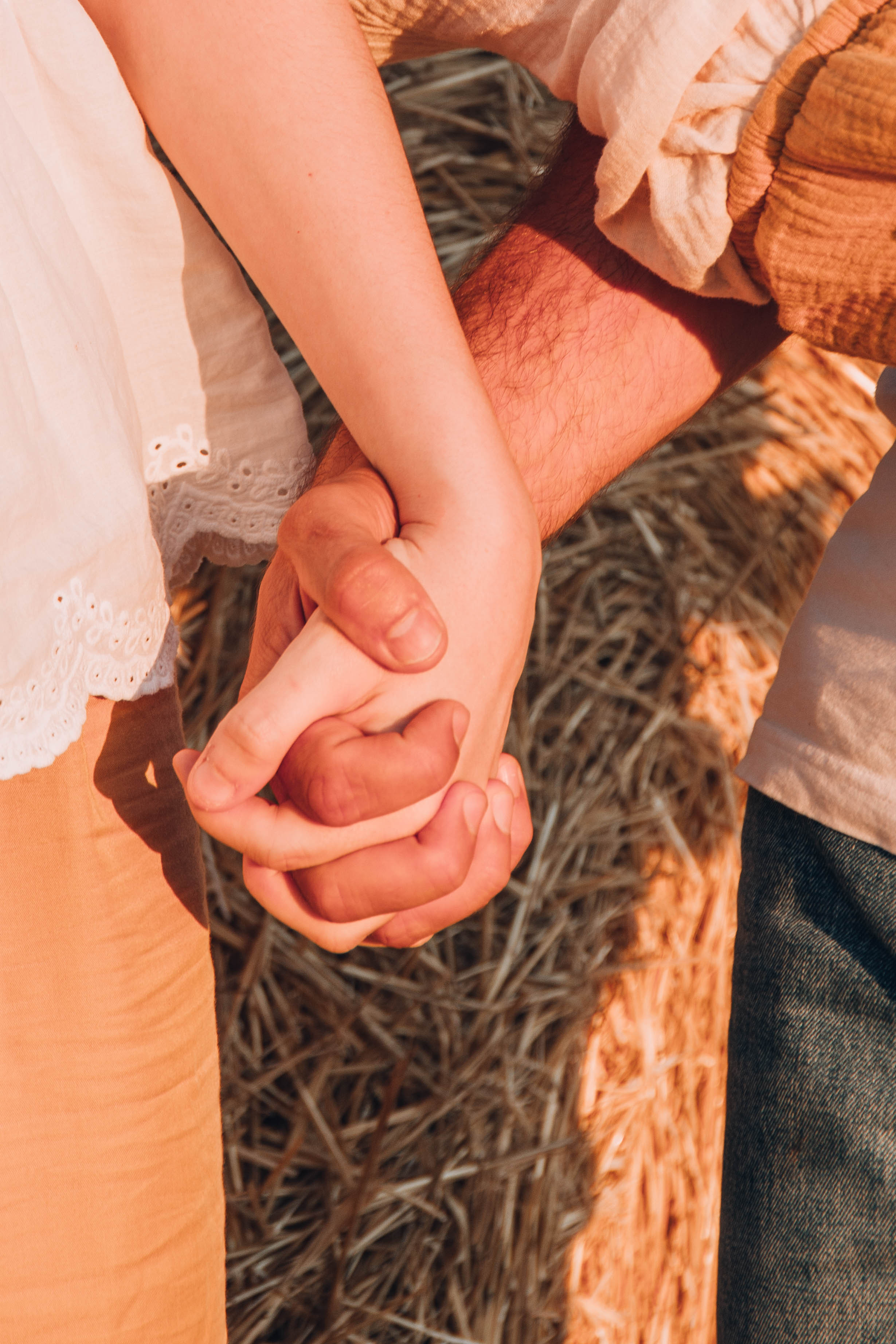 Дмитрий и Лорена. Фотосессия в поле. Семейный фотограф Пятигорск, Кисловодск, Эльбрус. Марина Вяликова