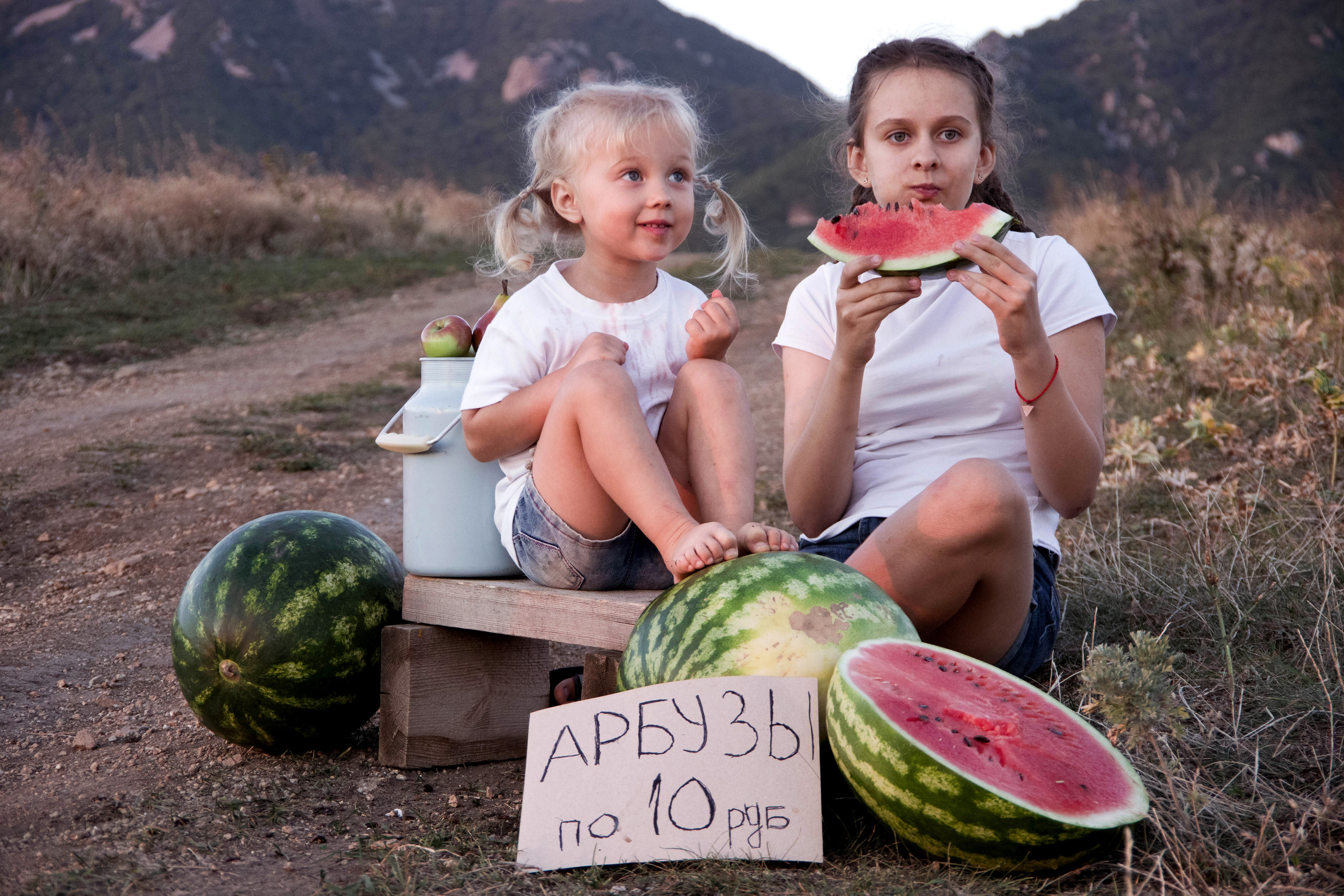 Семейная фотосессия с арбузами. Семейный фотограф Пятигорск, Кисловодск, Эльбрус. Марина Вяликова