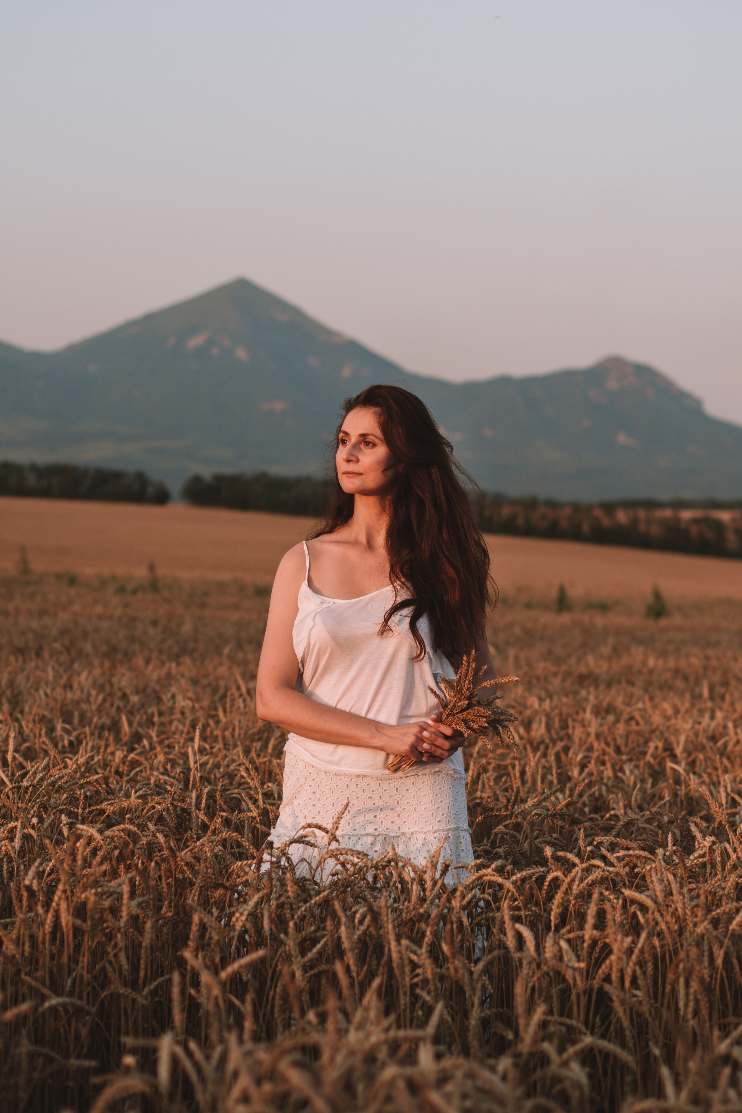 Александра и сыновья. Фотосессия в пшеничном поле. Семейный фотограф Пятигорск, Кисловодск, Эльбрус. Марина Вяликова