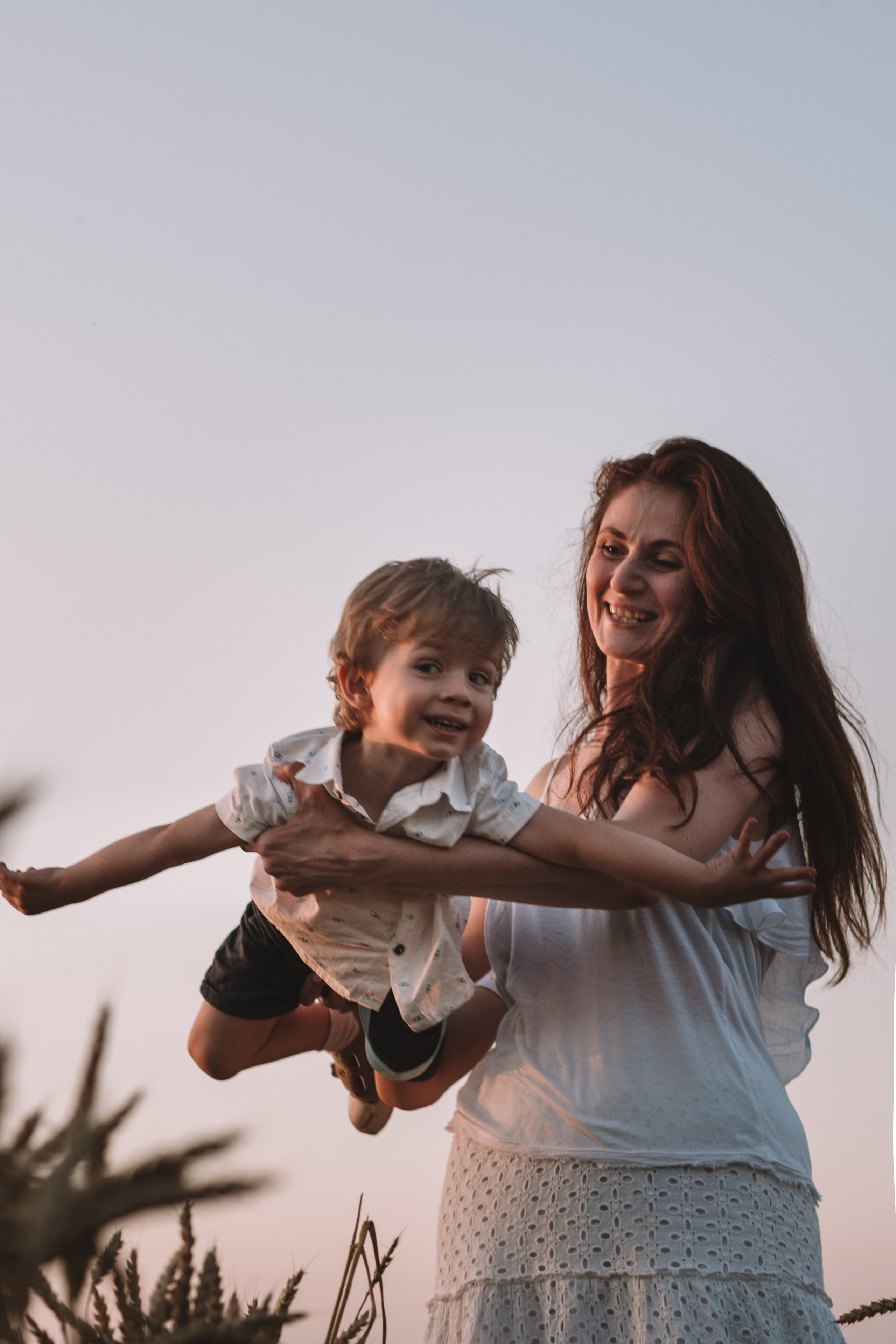 Александра и сыновья. Фотосессия в пшеничном поле. Семейный фотограф Пятигорск, Кисловодск, Эльбрус. Марина Вяликова