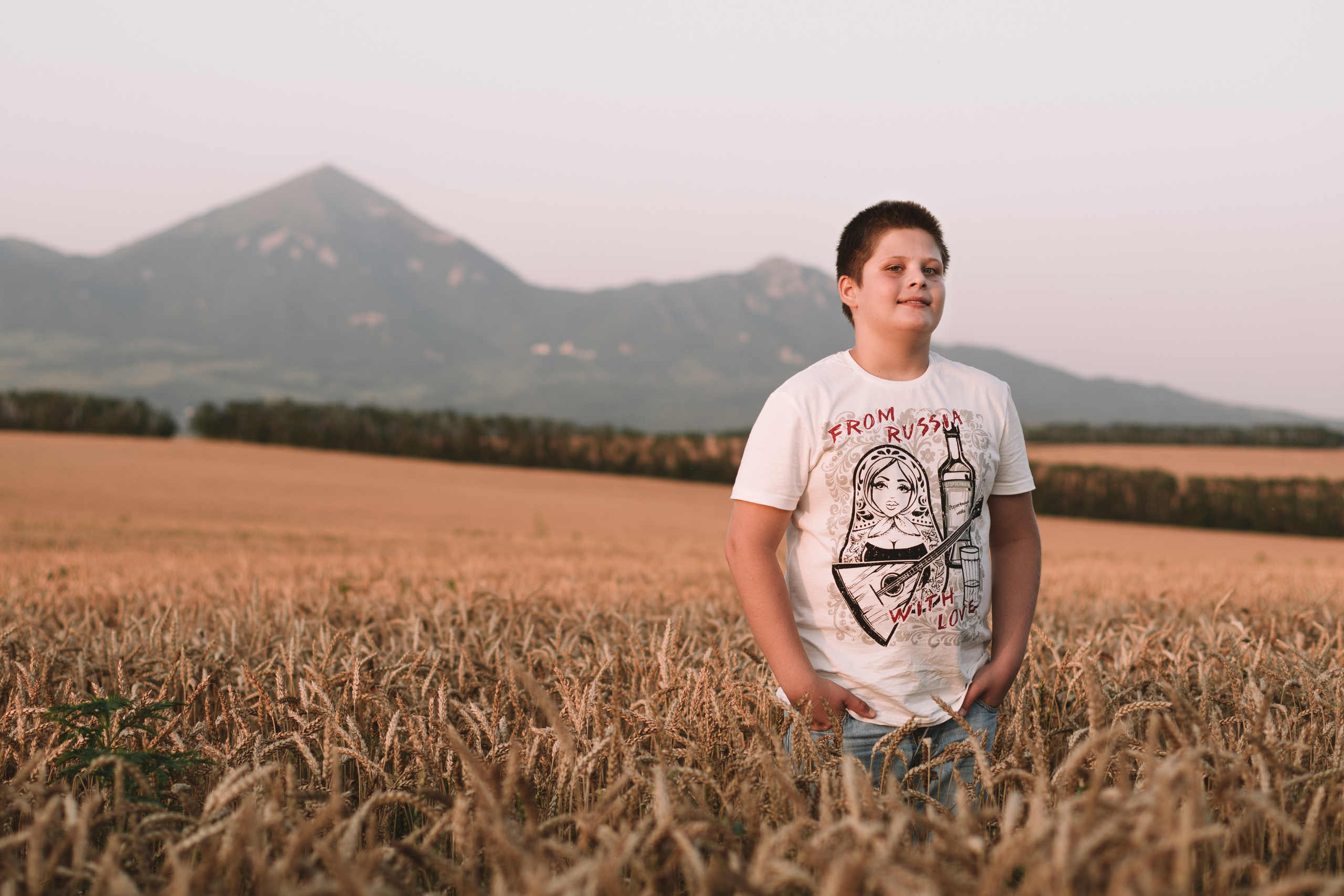 Александра и сыновья. Фотосессия в пшеничном поле. Семейный фотограф Пятигорск, Кисловодск, Эльбрус. Марина Вяликова