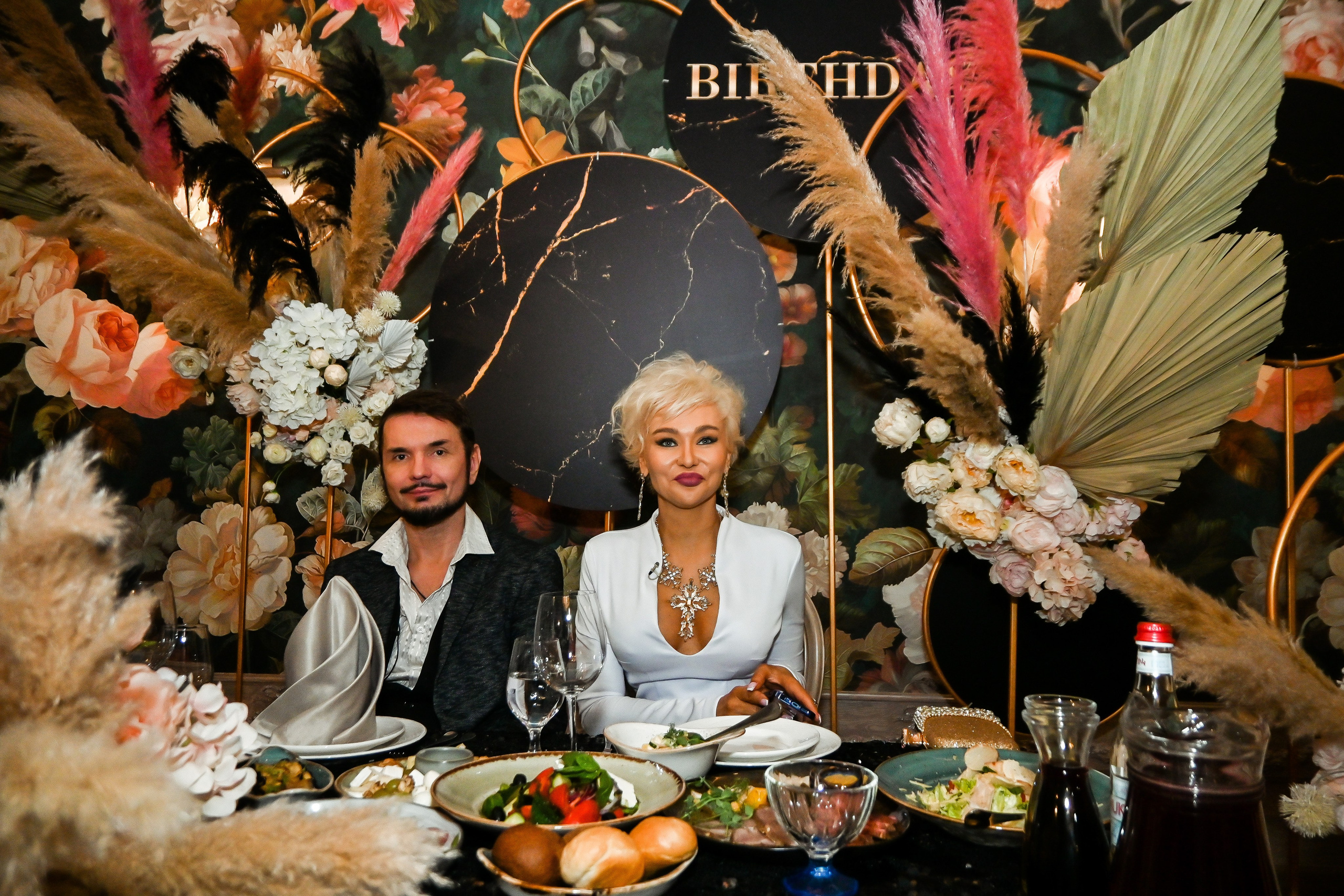 СЪЕМКИ при проекте «4 ЖЕНЫ». ТВ «ПЯТНИЦА». Фотограф для бизнесконтента, репортажей и семейного альбома в Москве