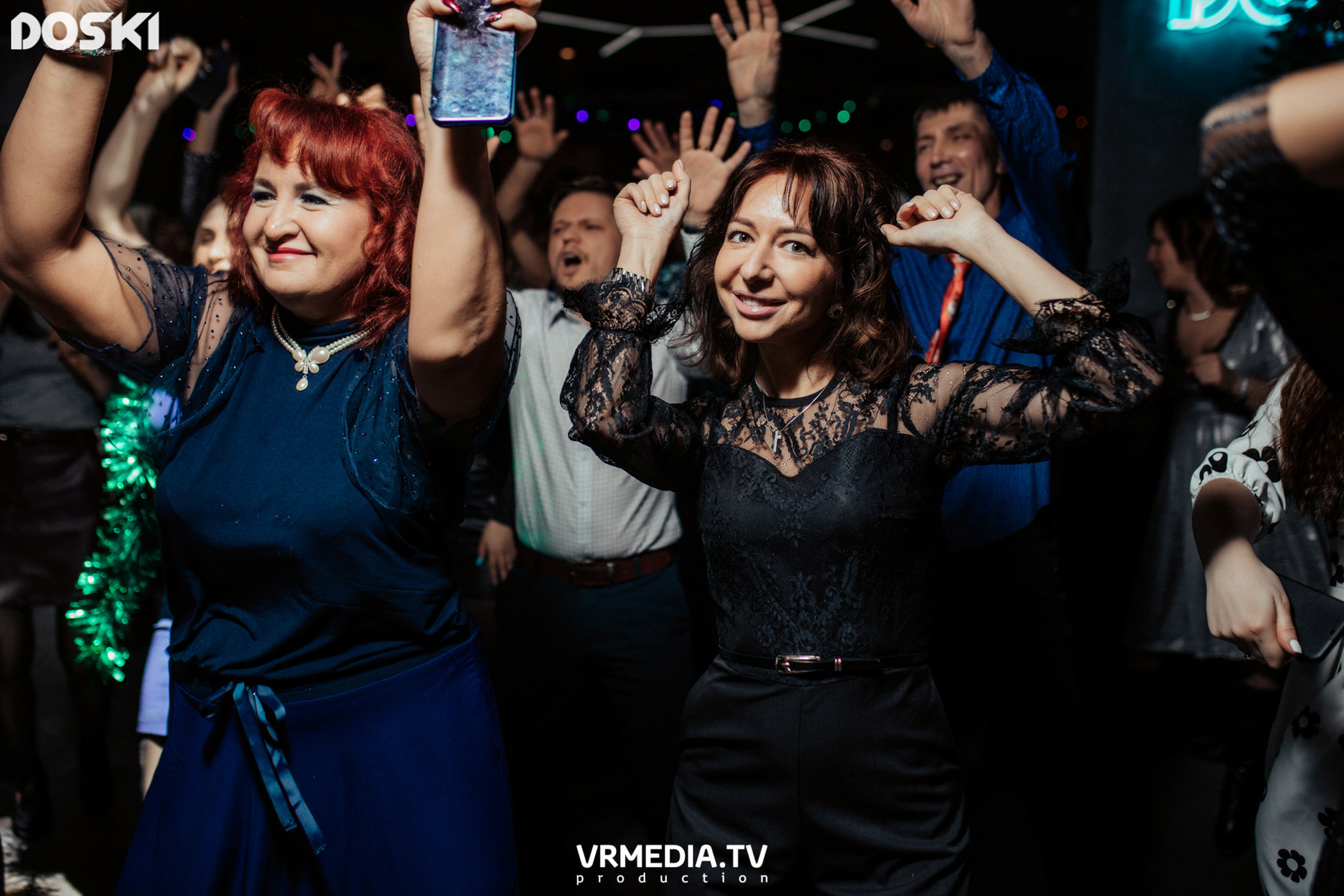 ФОТОГРАФ И ВИДЕООПЕРАТОР НА НОВОГОДНИЙ КОРПОРАТИВ 2021