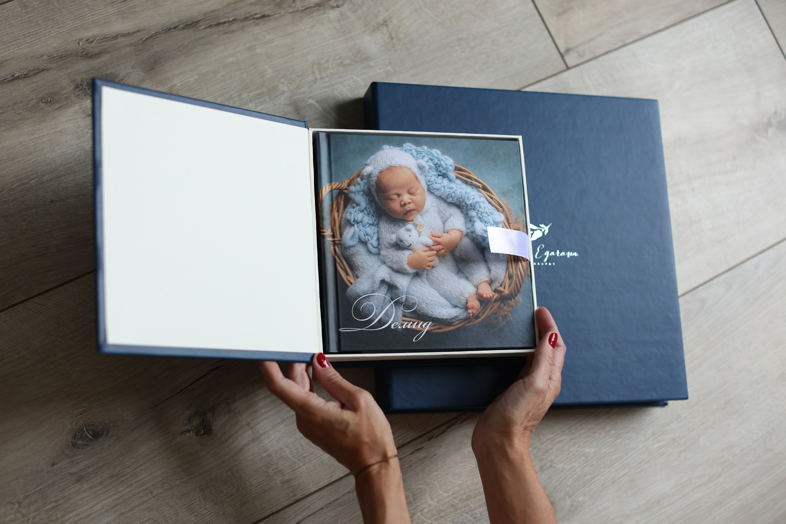 Съемка в профессиональной фотостудии. Фотограф новорожденных, семейный фотограф в Санкт-Петербурге