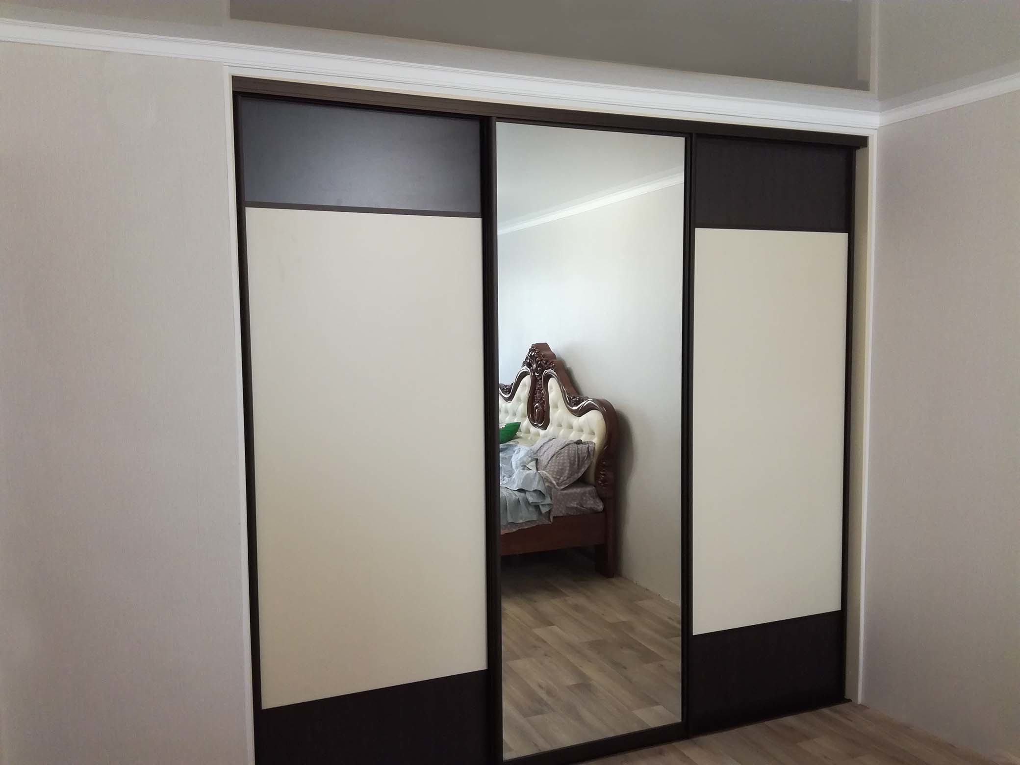 Шкафы, гардеробные и прихожие на заказ в Евпатории. Мебель на заказ в Евпатории