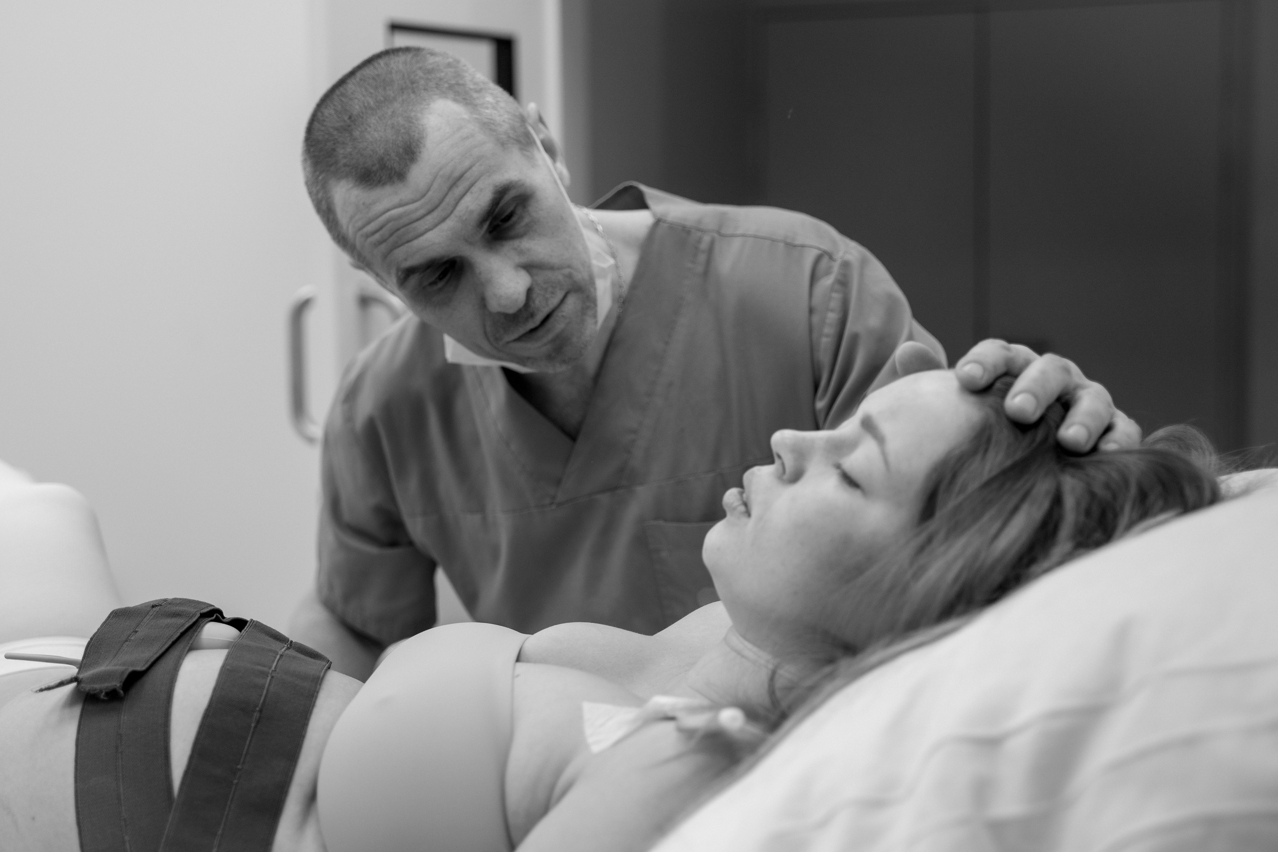 Чек-лист: «Как выбрать идеального фотографа на роды и не разочароваться». Фотографы на роды в Москве. Фото и видео родов. Фотопроект «Продолжение рода»