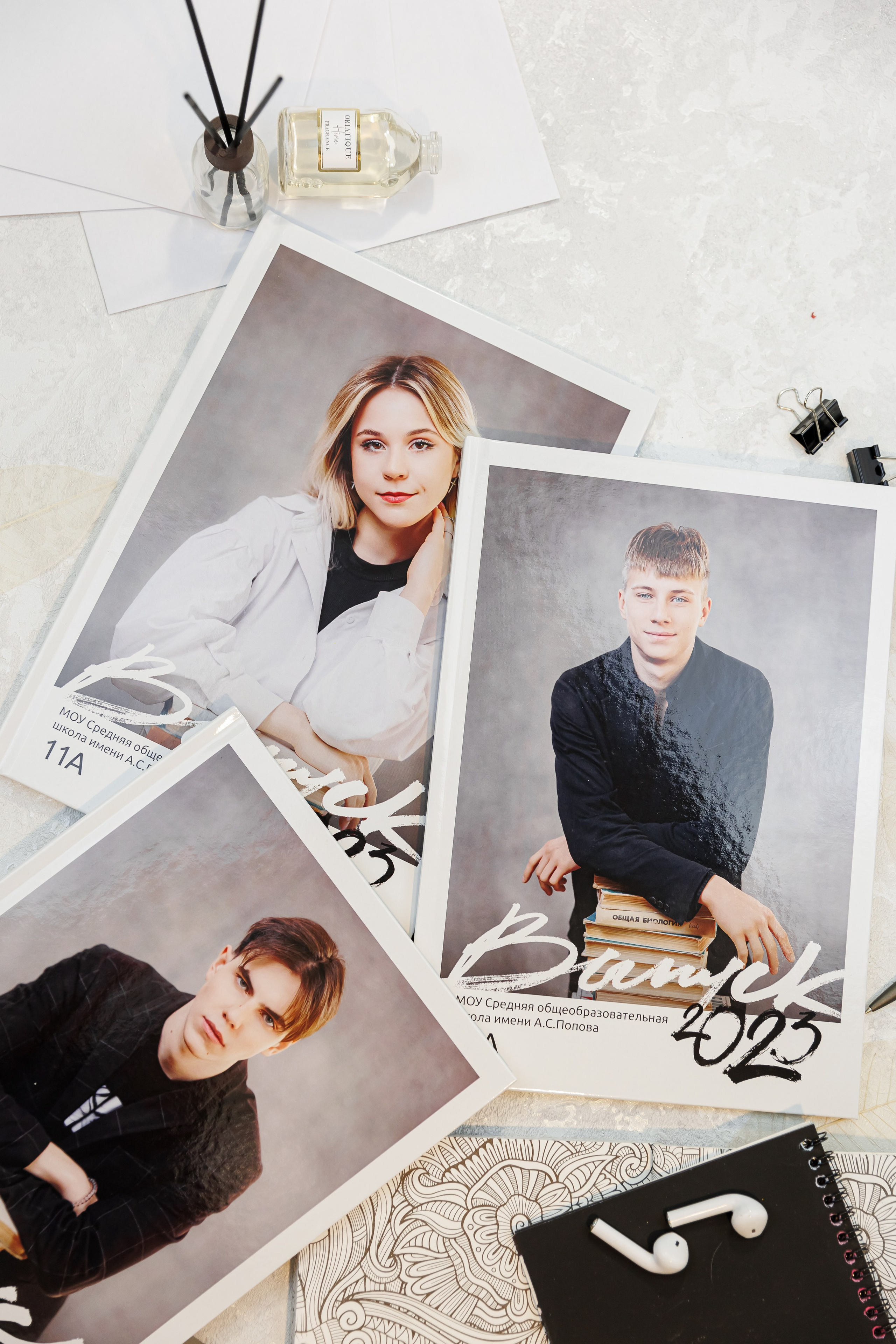 Выпускные альбомы общая информация. Семейный и детский фотограф Комина Елена, Власиха, Одинцово