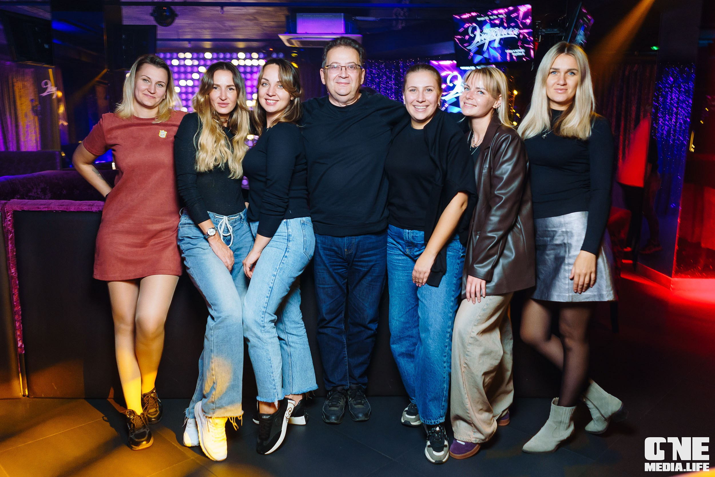 Фоторепортаж из караоке-клуба Эйфория. One Media Life: фоторепортажи, фотоотчеты с мероприятий и заведений