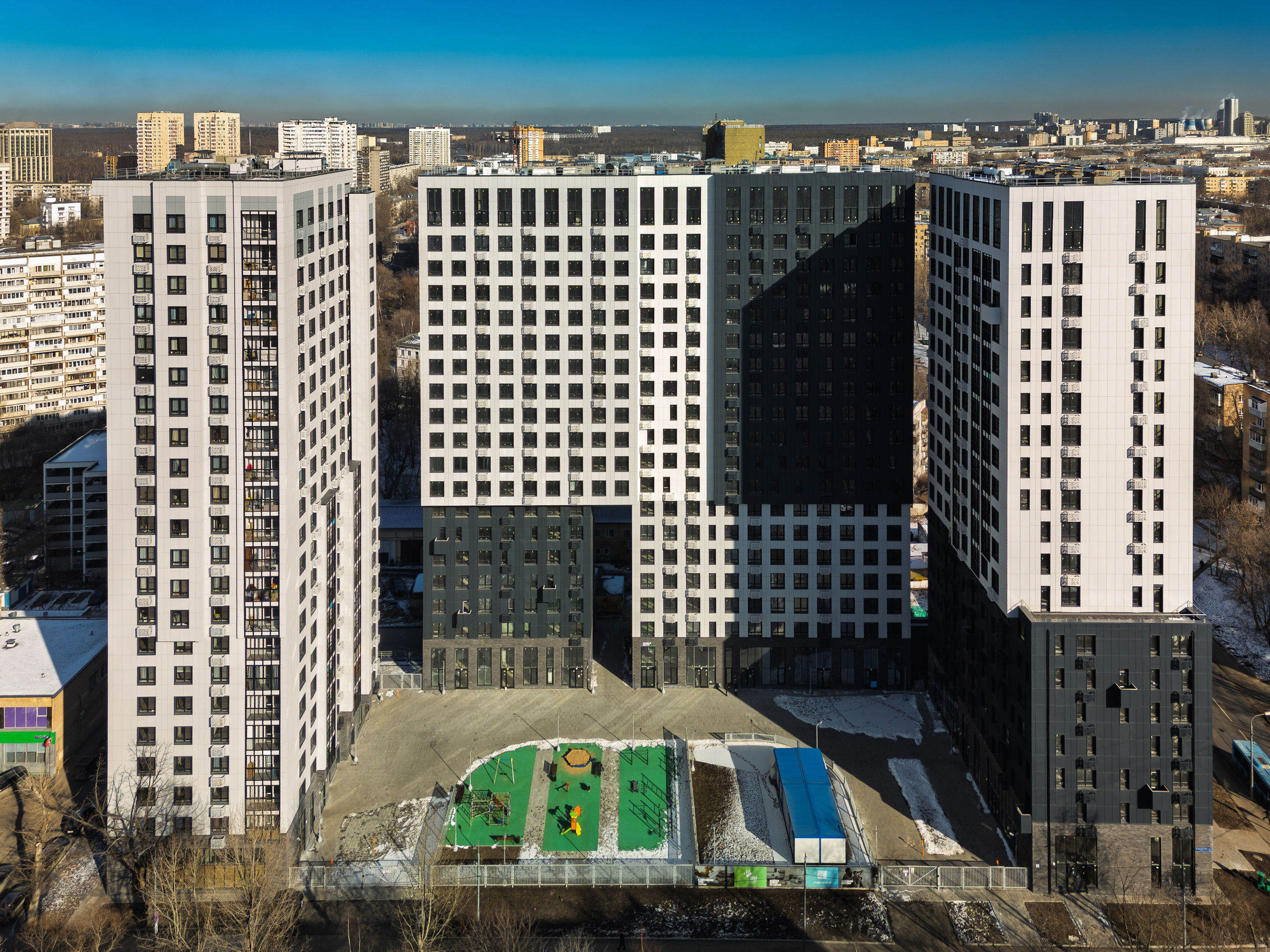 Архитектура и недвижимость. Ход строительства. Съемка с дрона. Профессиональное решение для частных лиц и бизнеса