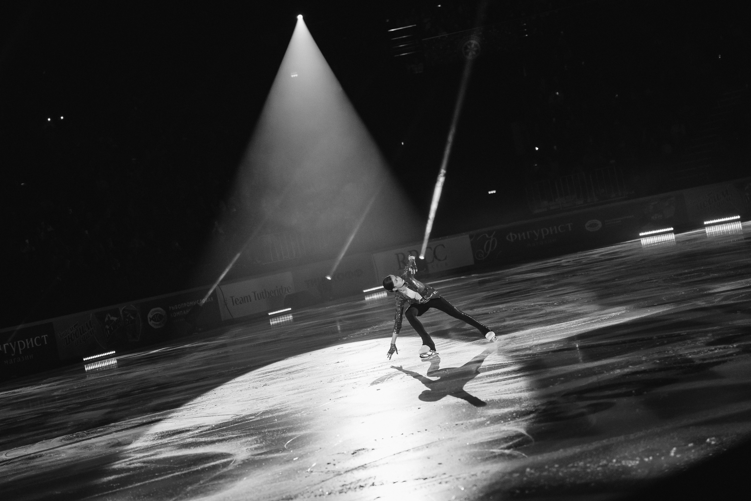 Шоу «Чемпионы на льду» в Новосибирске. Воробьева Ксения — Спортивный и танцевальный фотограф Новосибирск