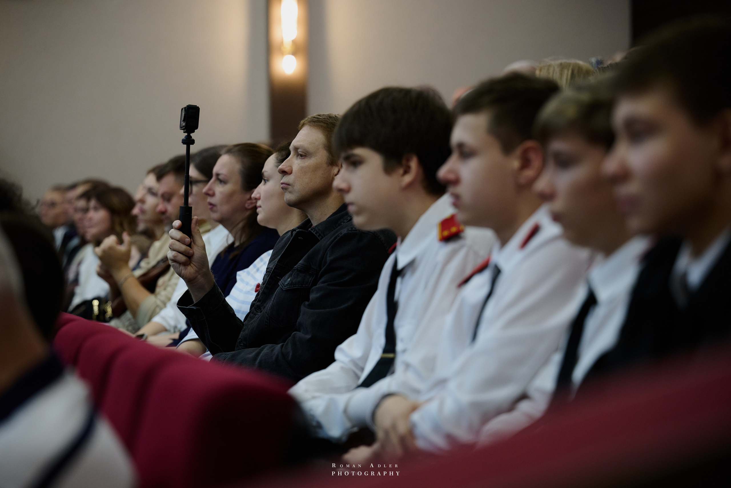 ДК «Победа» выставка фотопроекта «Территории». Фотограф Роман Адлер