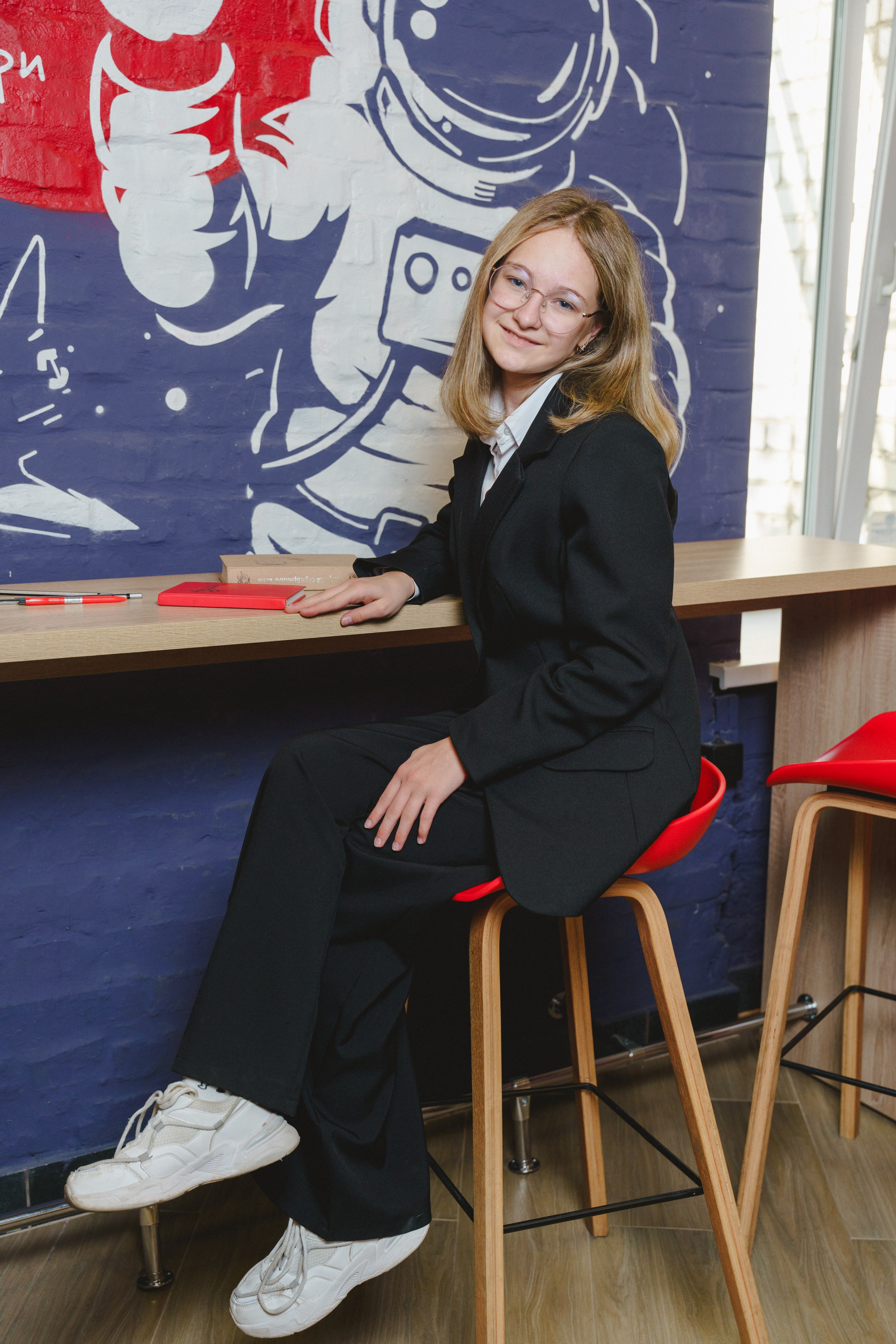 Съемка школьников в библиотеке. Фотограф в детский сад в Екатеринбурге, выпускные альбомы Юлия Умерова