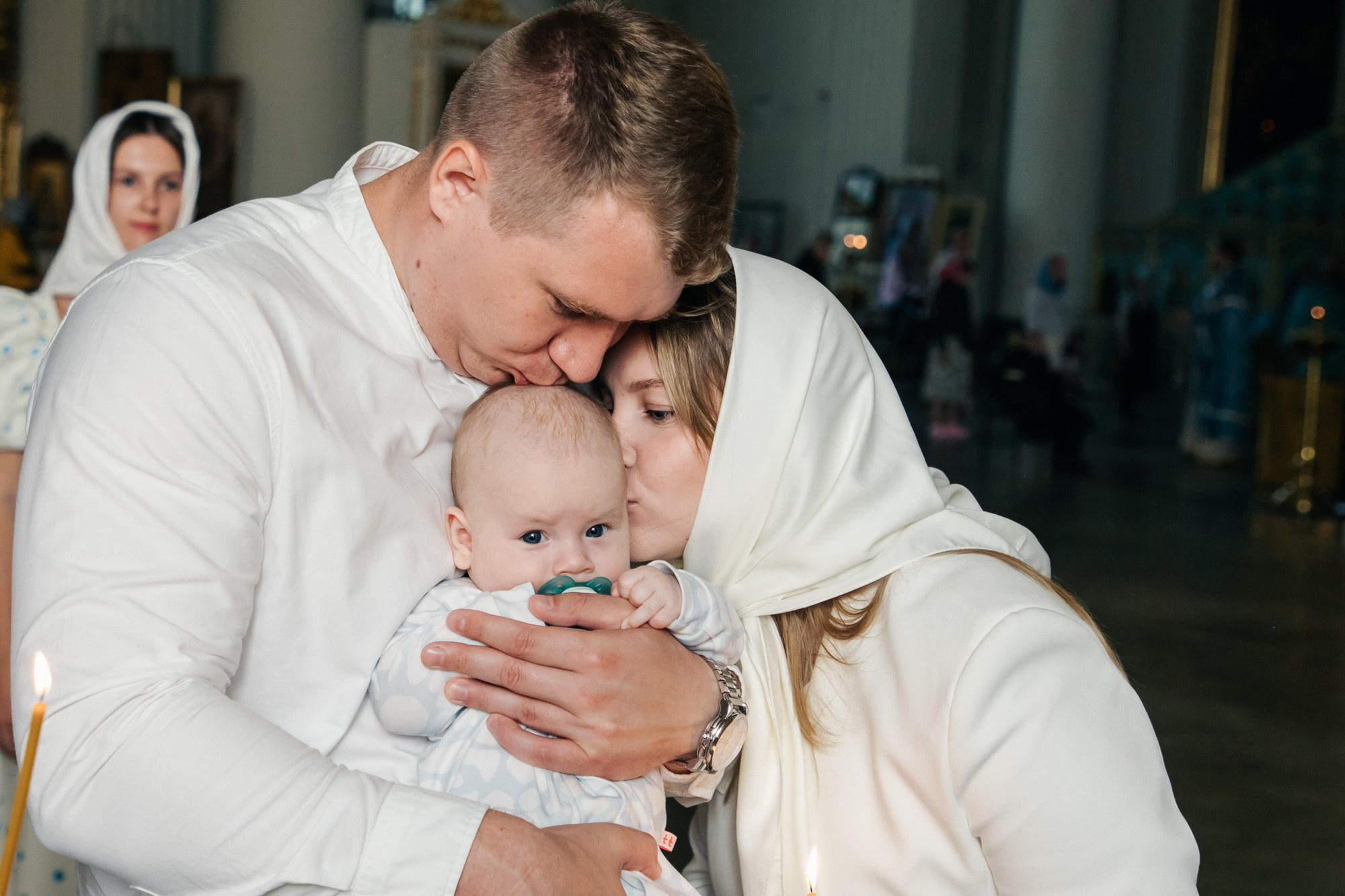 Крещение ребенка в Измайловском соборе СПб, покрестить в питере, цена крещения спб, сколько стоит крещение 2024 2023, где крестить мальчика, где крестить девочку, лучшие храмы для крещения