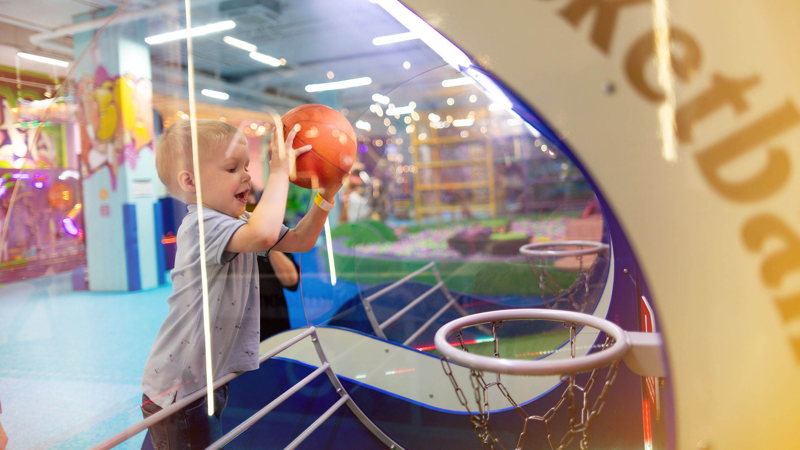 Праздник в TeikaBoom. Make photo — Live to photo