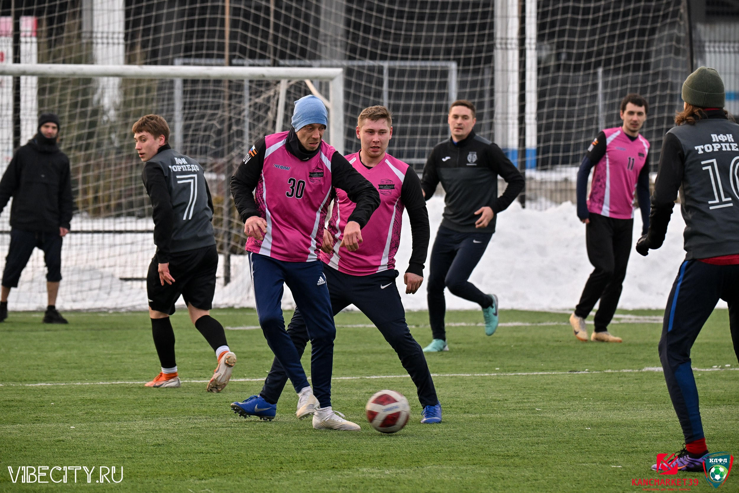 Калининградская Любительская Футбольная Лига, Премьер лига 14 тур, Торпедо-Авось рати. VIBECITY.RU Вайб Сити Ру Фоторепортажи Фотоотчеты Калининград