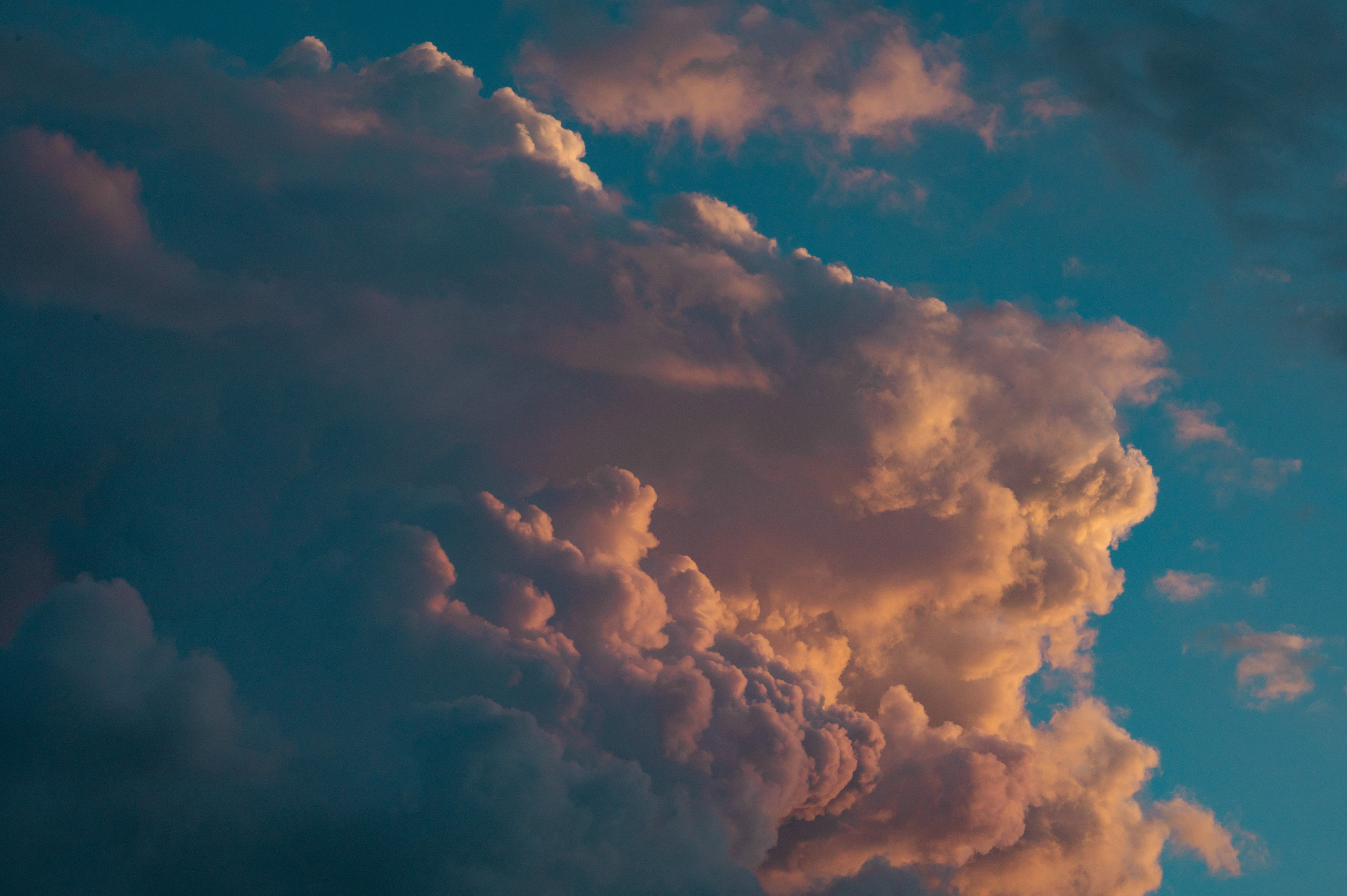 Photographer Yulia Lushnikova, Based in Valencia