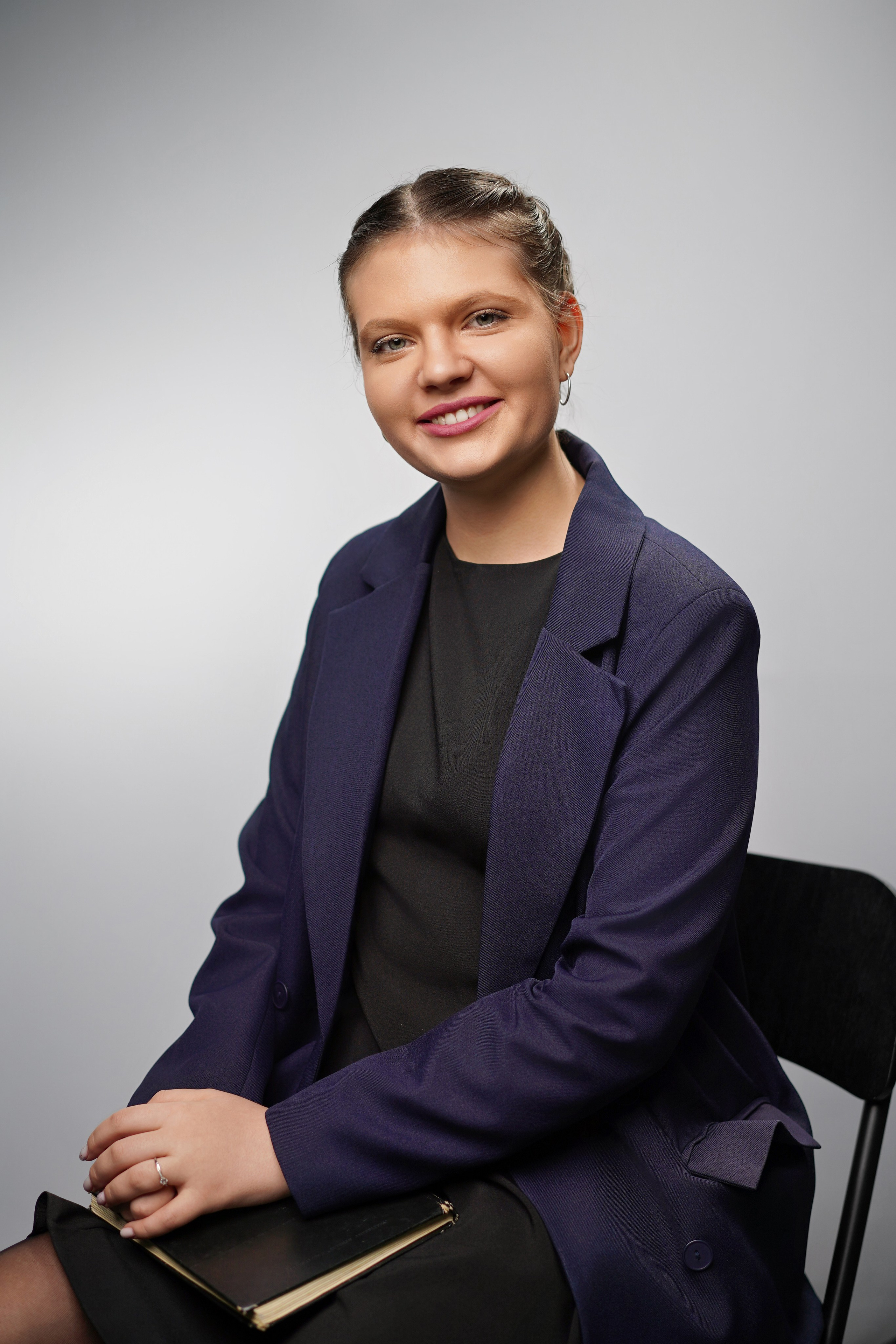 Стиль портрета в школе. GOTRA — выпускные альбомы в Тюмени