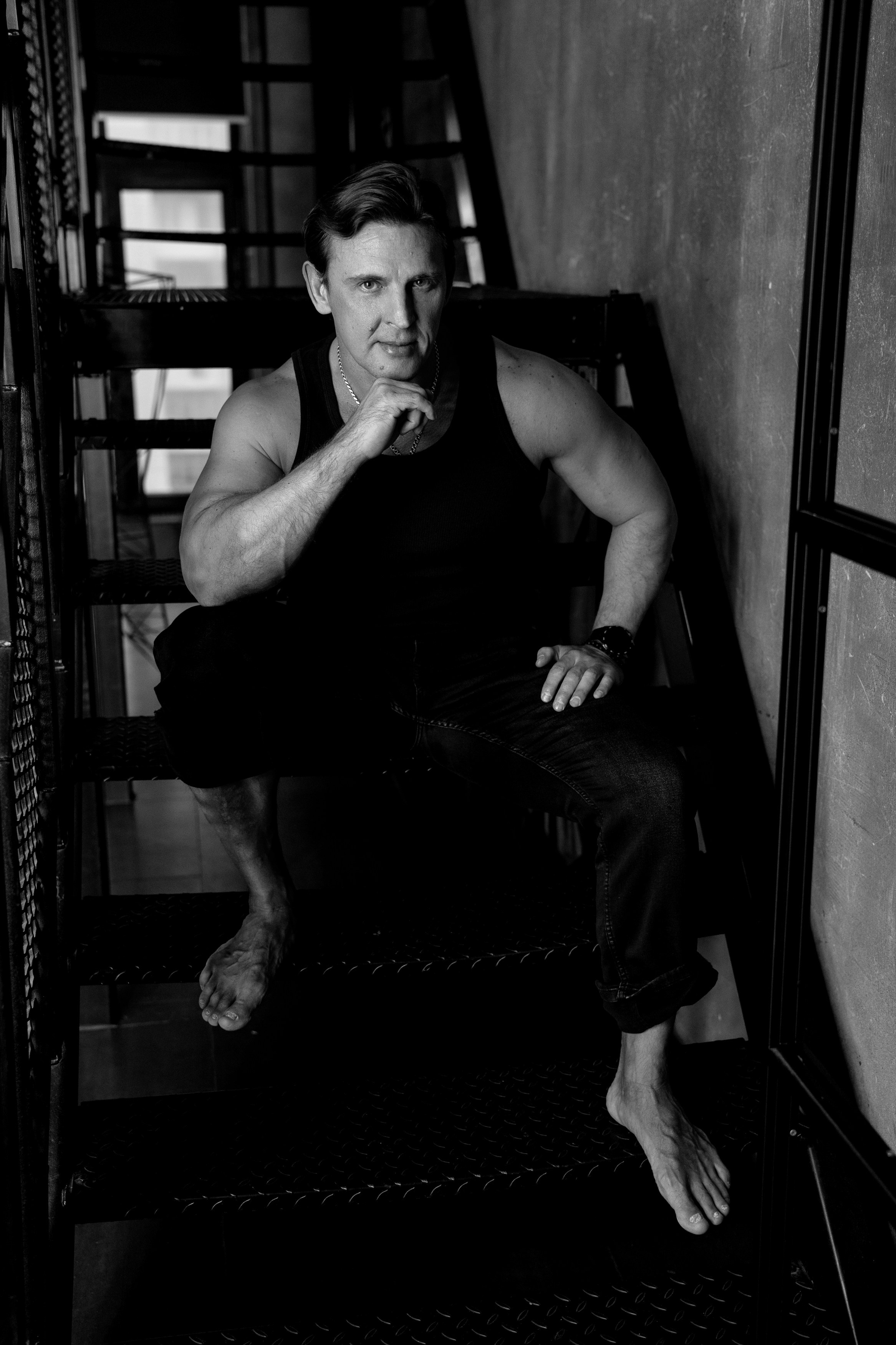 Мужская фотосессия в Москве. Портретный фотограф Олеся Владимирова в Москве