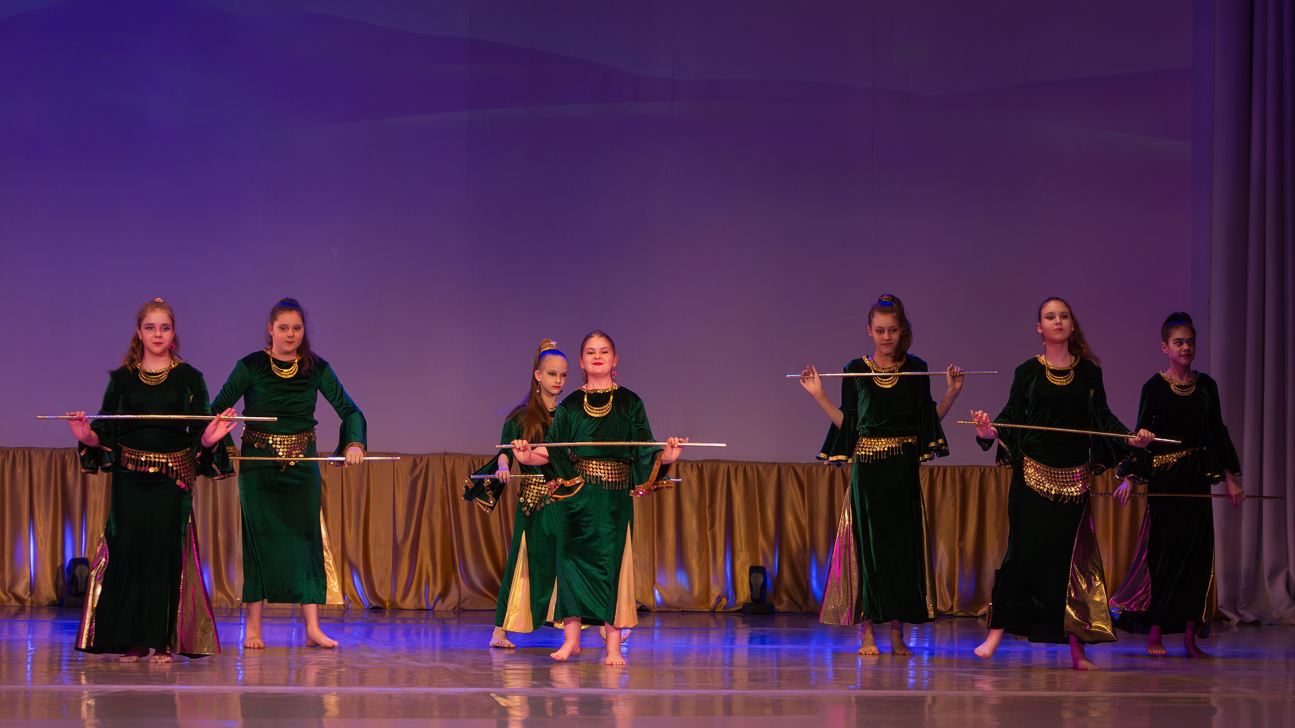 Студия «Lamis» отчетный концерт 2024. Выпускные альбомы и школьный фотограф в Подольске, Троицке, Щербинке, Москве и Московской области