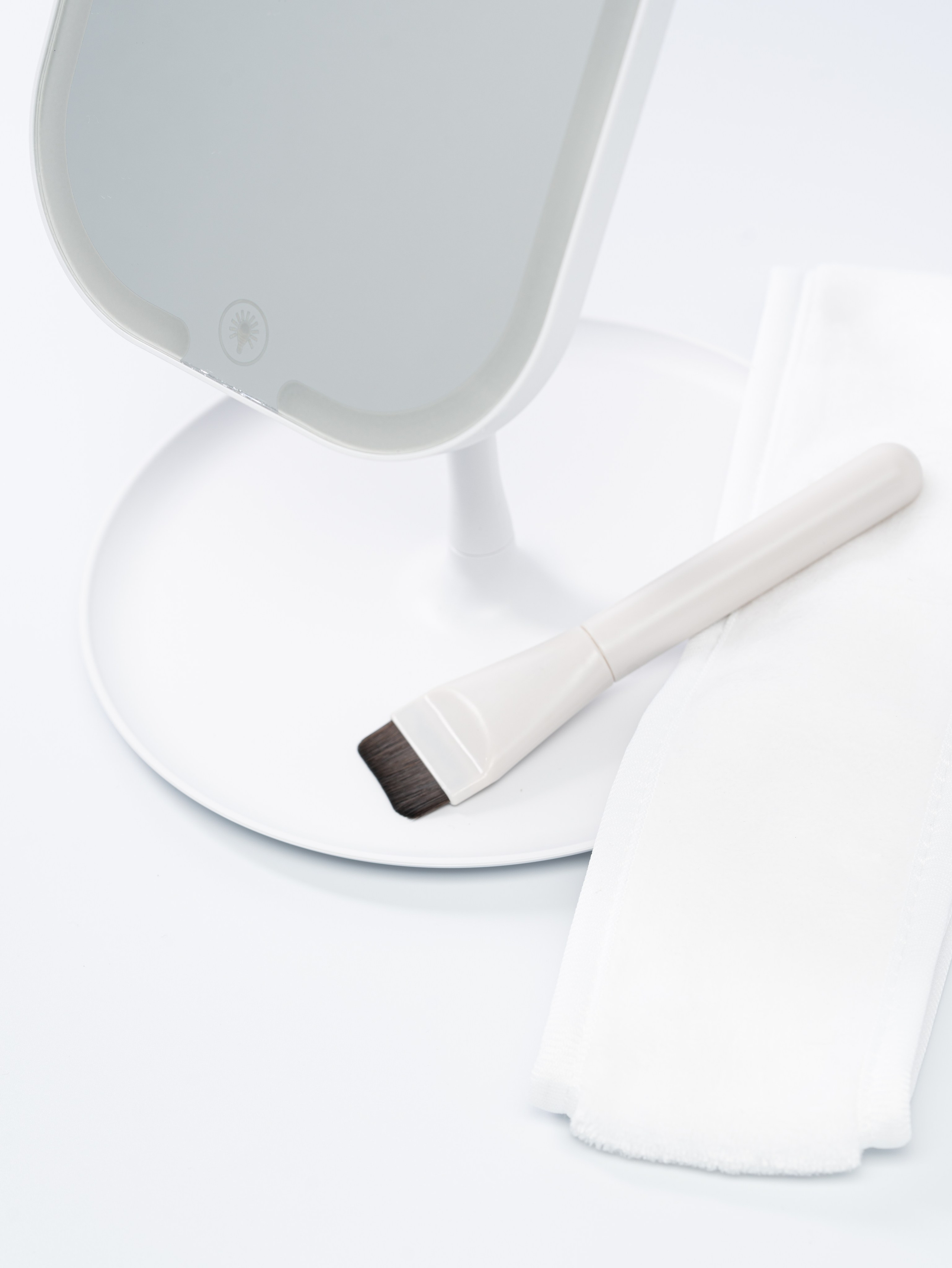 фотосъемка зеркала и аксессуаров