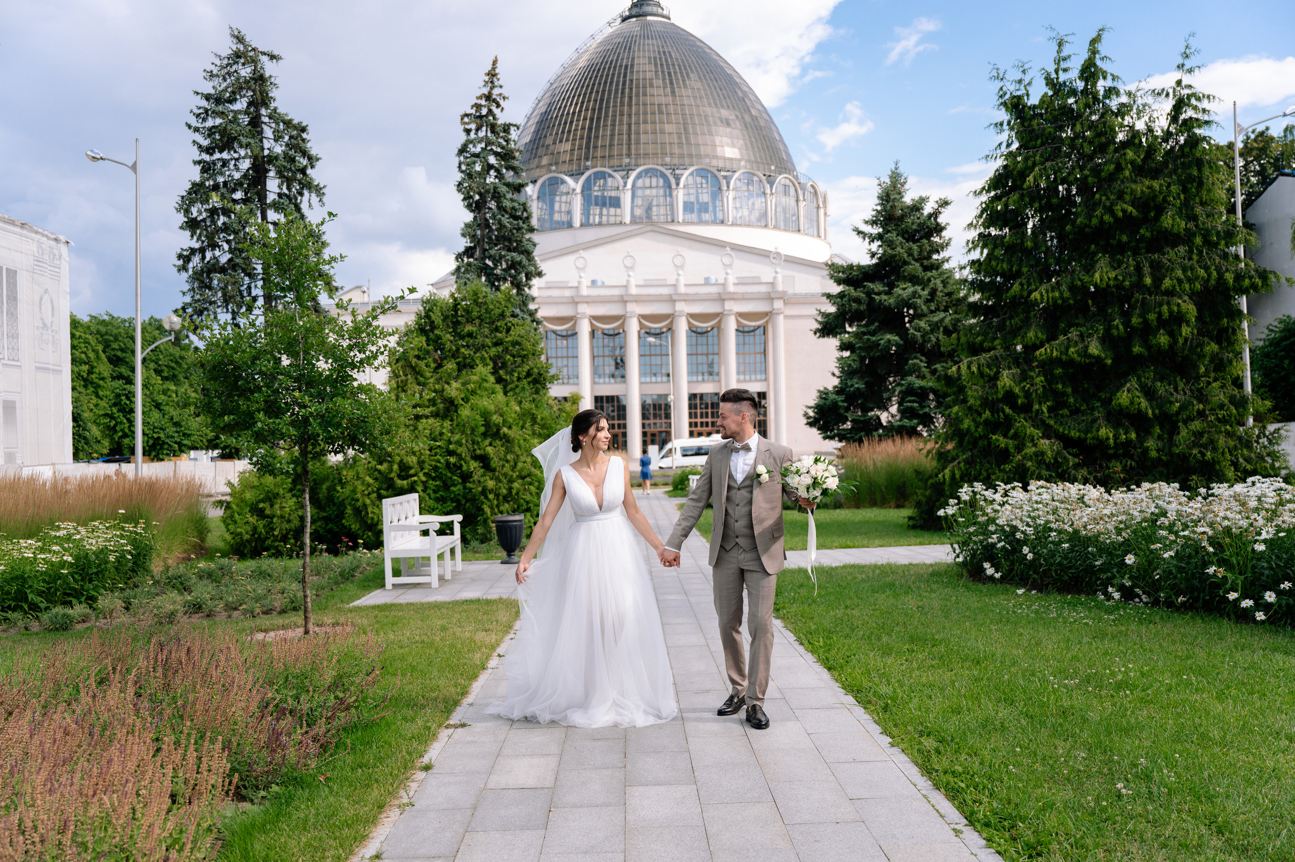Лучшие места для свадебной съемки и прогулки в Москве. Часть 2. Свадебный видеограф в Москве Никонова Анна