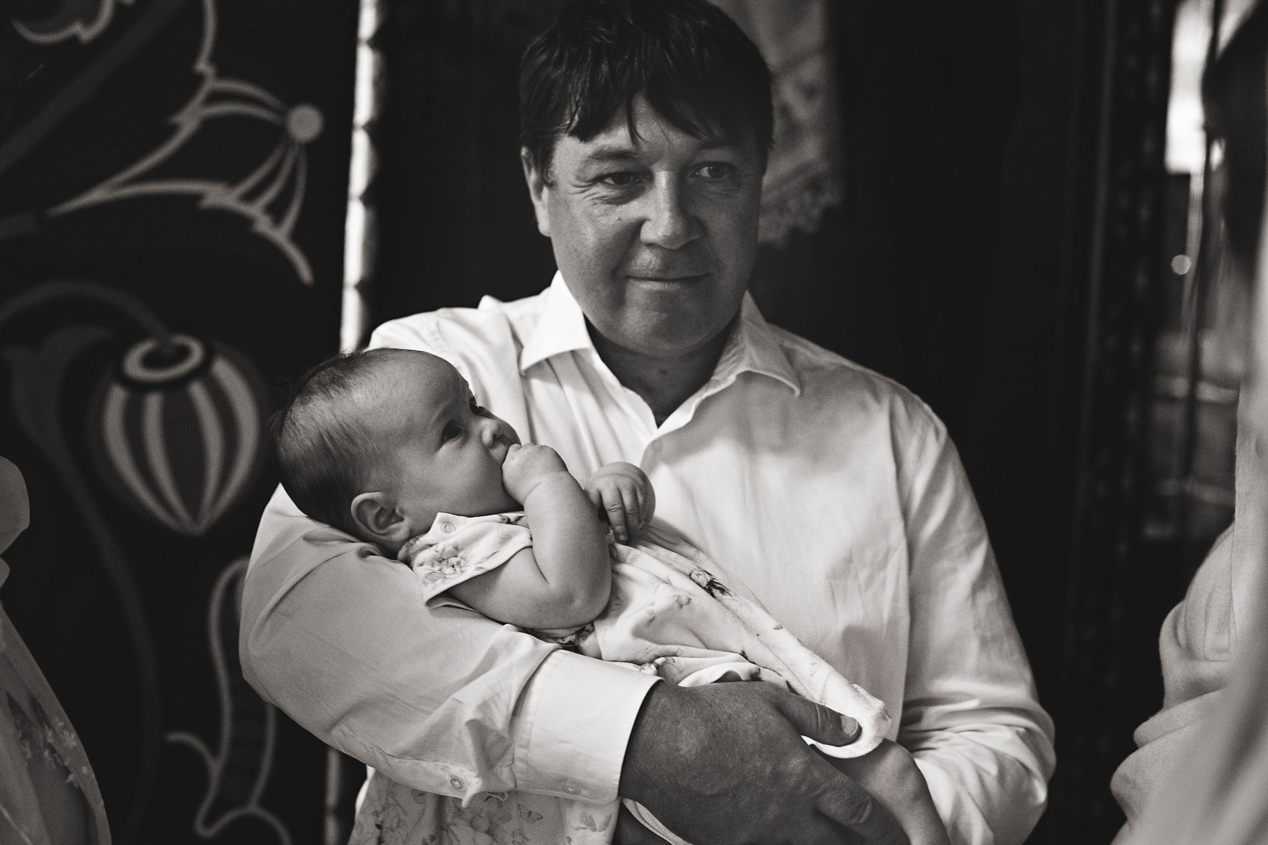 Фотосессия крещения новорожденных