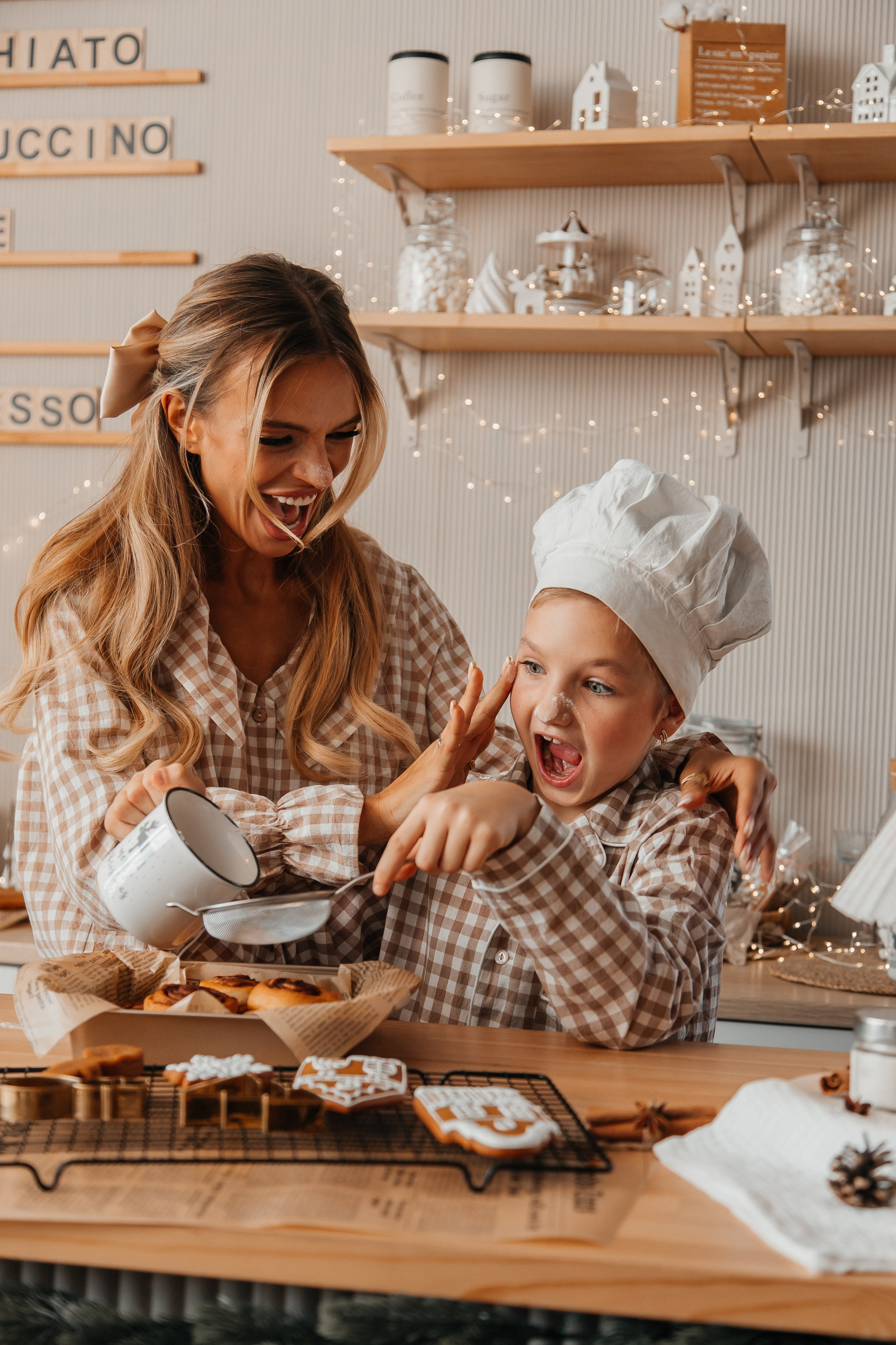 Семейная студийная съемка. Семейный фотограф в Сочи, Лоо, Дагомысе, Вардане Кучумова Олеся