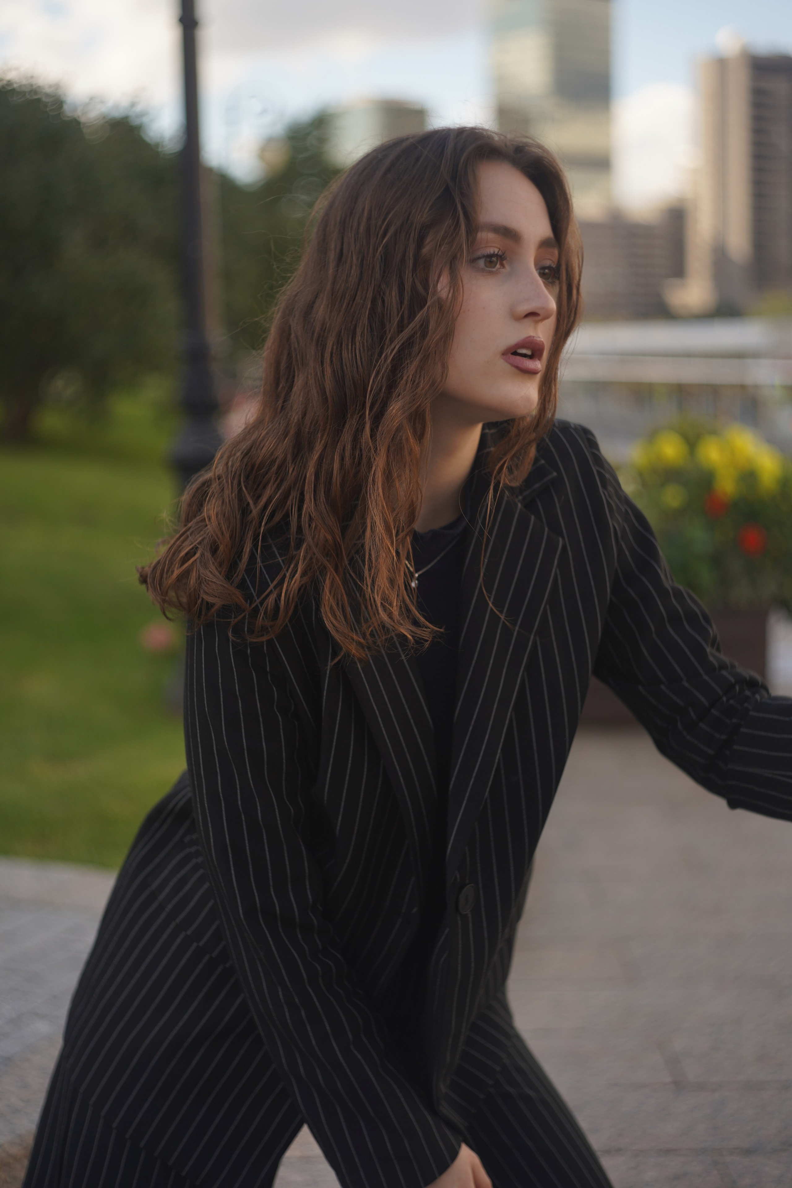 Ретро фотосессия на фоне сталинских высоток