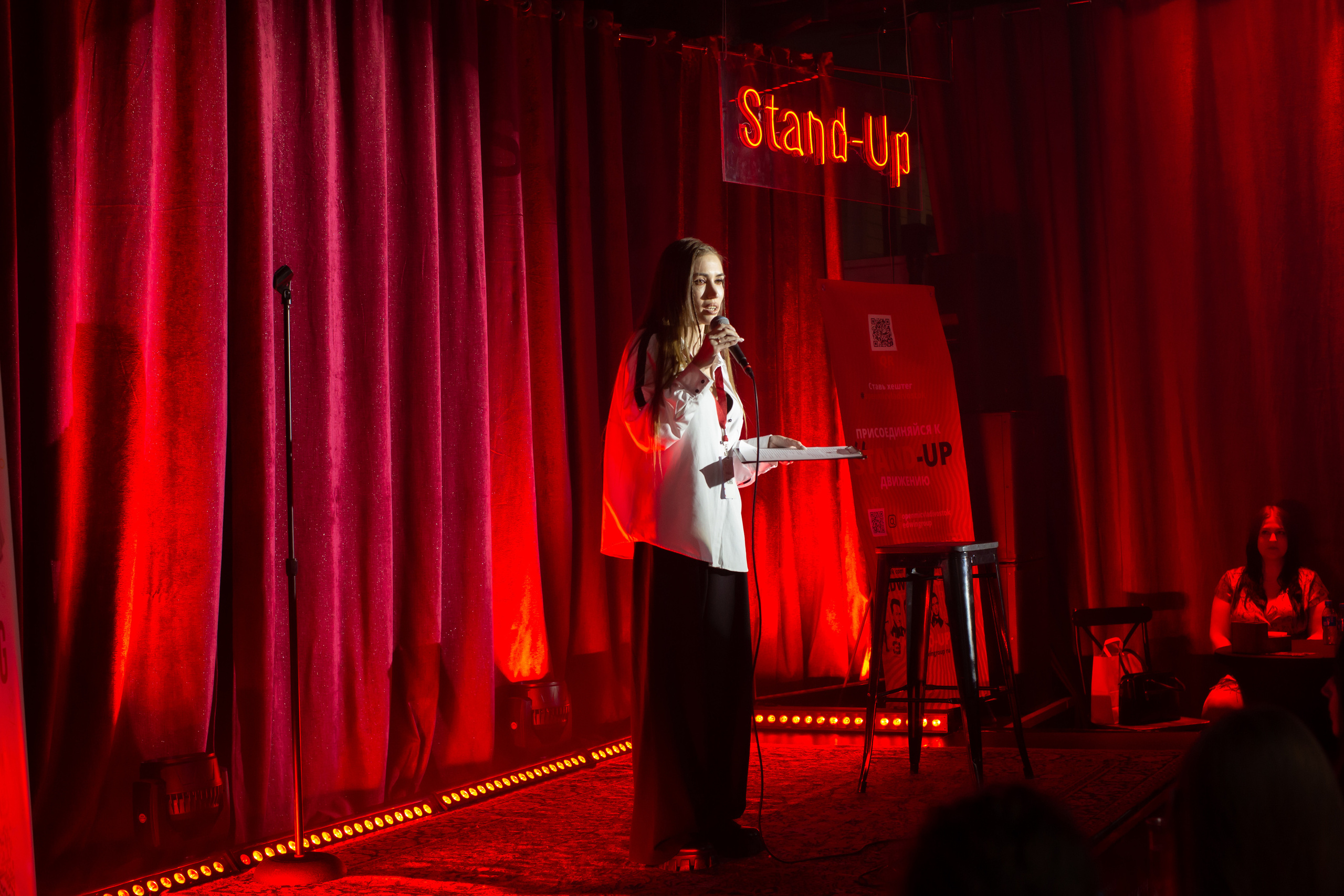 Репортажная фотосъемка во Владивостоке. Портретный, свадебный, репортажный фотограф во Владивостоке Юлиана Джули Фокс