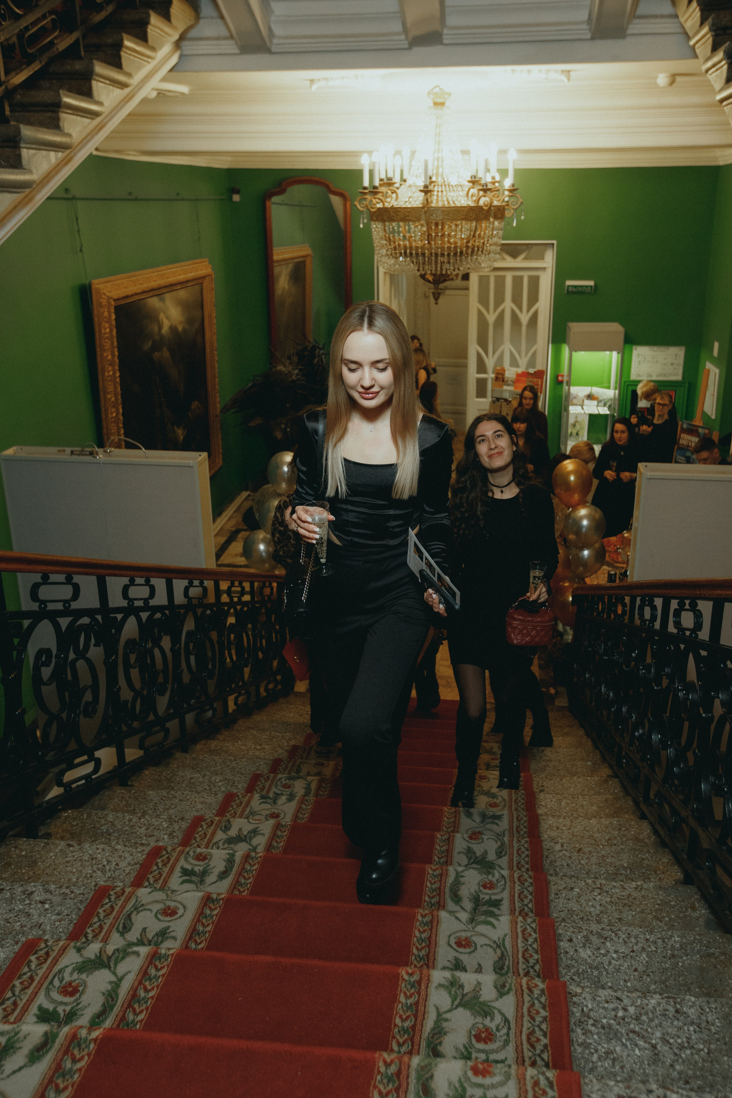 VITRINA BEAUTY — НОТЫ. МУЗЫКАЛЬНЫЙ ВЕЧЕР. СВОИ. ФОТООТЧЕТЫ-СОБЫТИЯ-МЕСТА