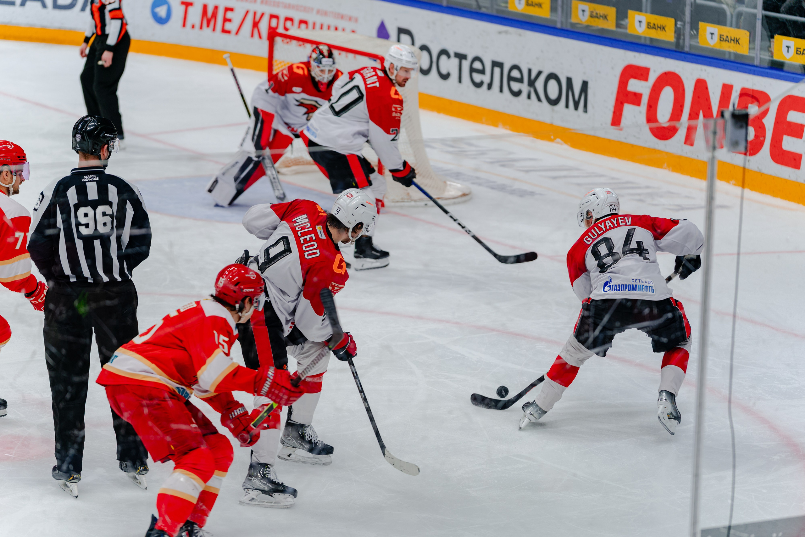 КХЛ КУНЬЛУНЬ РС — АВАНГАРД 22 МАРТА 2025. Репортажный фотограф в Москве Измалков Артем