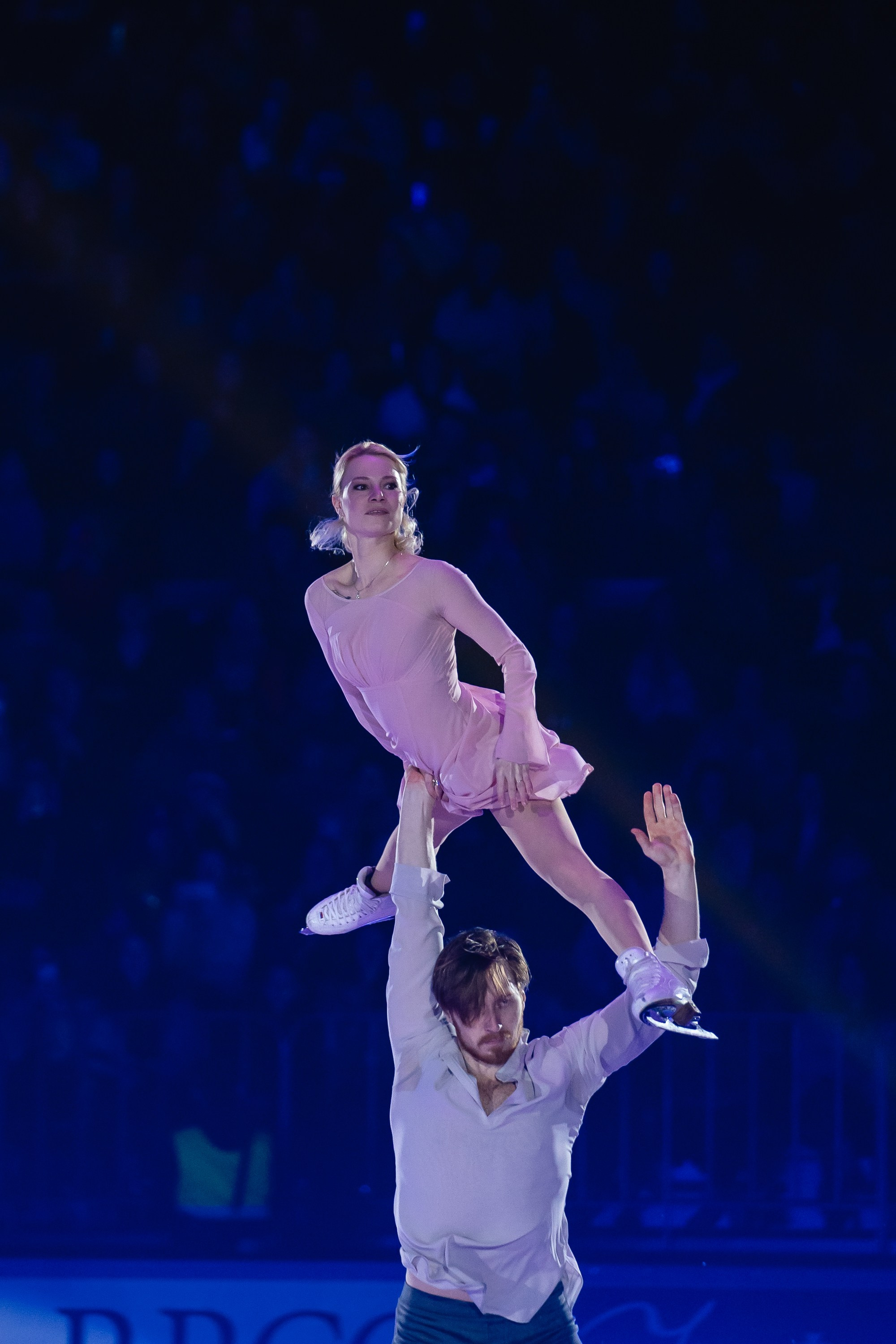 Шоу «Чемпионы на льду» в Новосибирске. Воробьева Ксения — Спортивный и танцевальный фотограф Новосибирск