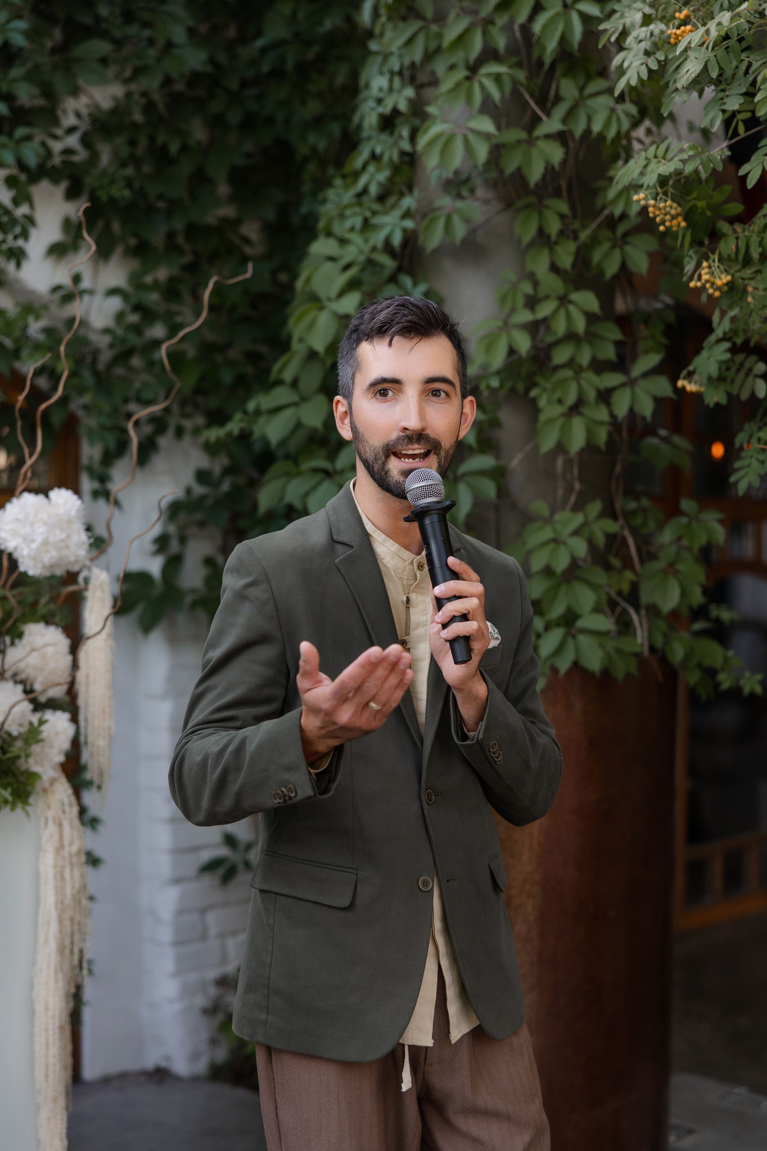 Ведущий Сафонов. Подрядчики и друзья сети свадебных площадок House for wedding