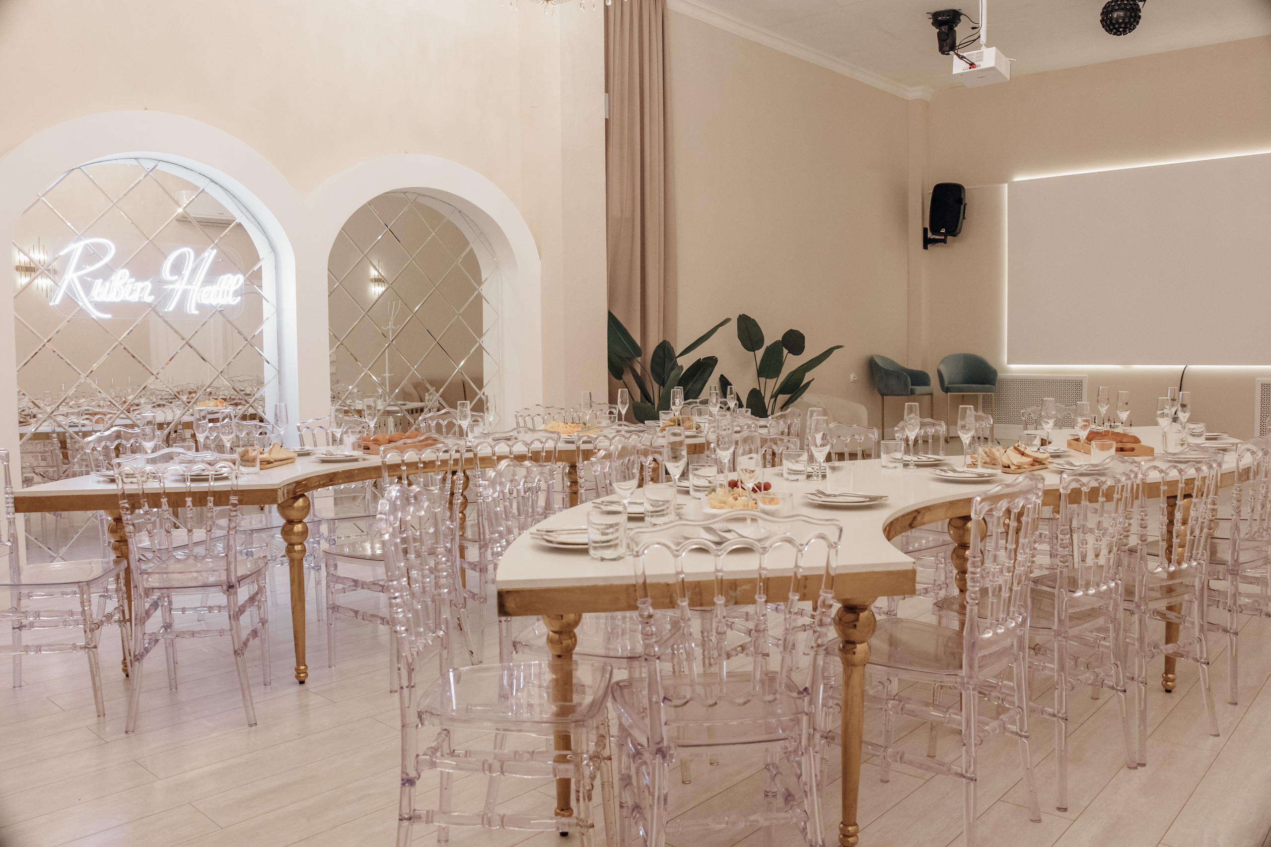 Банкетный зал Рубин Холл / Rubin Hall. Аренда лофта в СПб для мероприятий