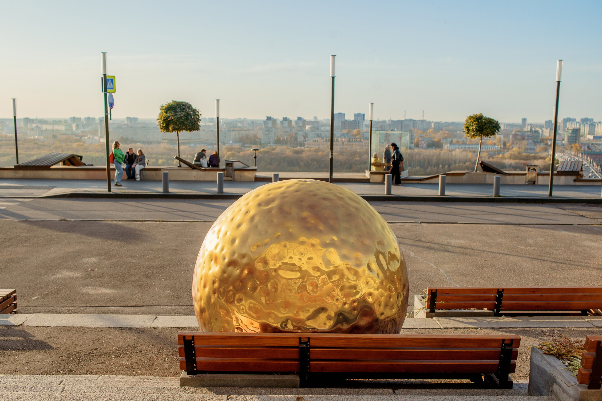 В Нижнем Новгороде открыли арт-объект «Солнце ждет рассвета» художника Гриши Шарова