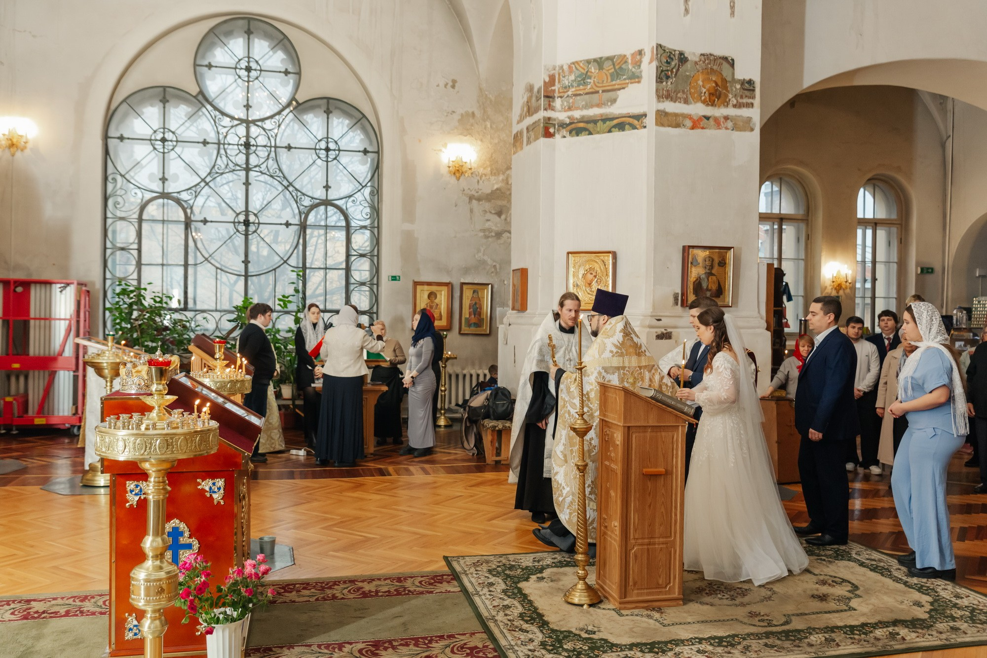 Венчание Храм Покрова Пресвятой Богородицы на Боровой, где провести камерное венчание, стоимость венчания в Венчание Храм Покрова Пресвятой Богородицы на Боровой СПб, лучшие церкви для венчания