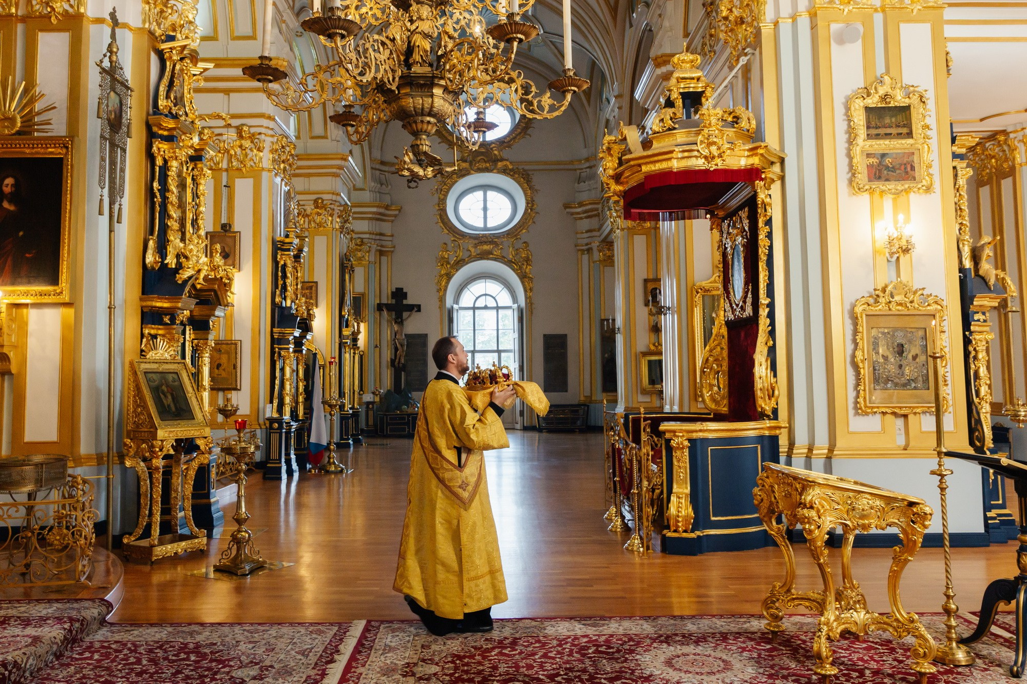 Николо Богоявленский морской собор венчание. Фотограф крещение венчание в Петербурге! Помогает подобрать храм и посоветовал душевного батюшку в СПб