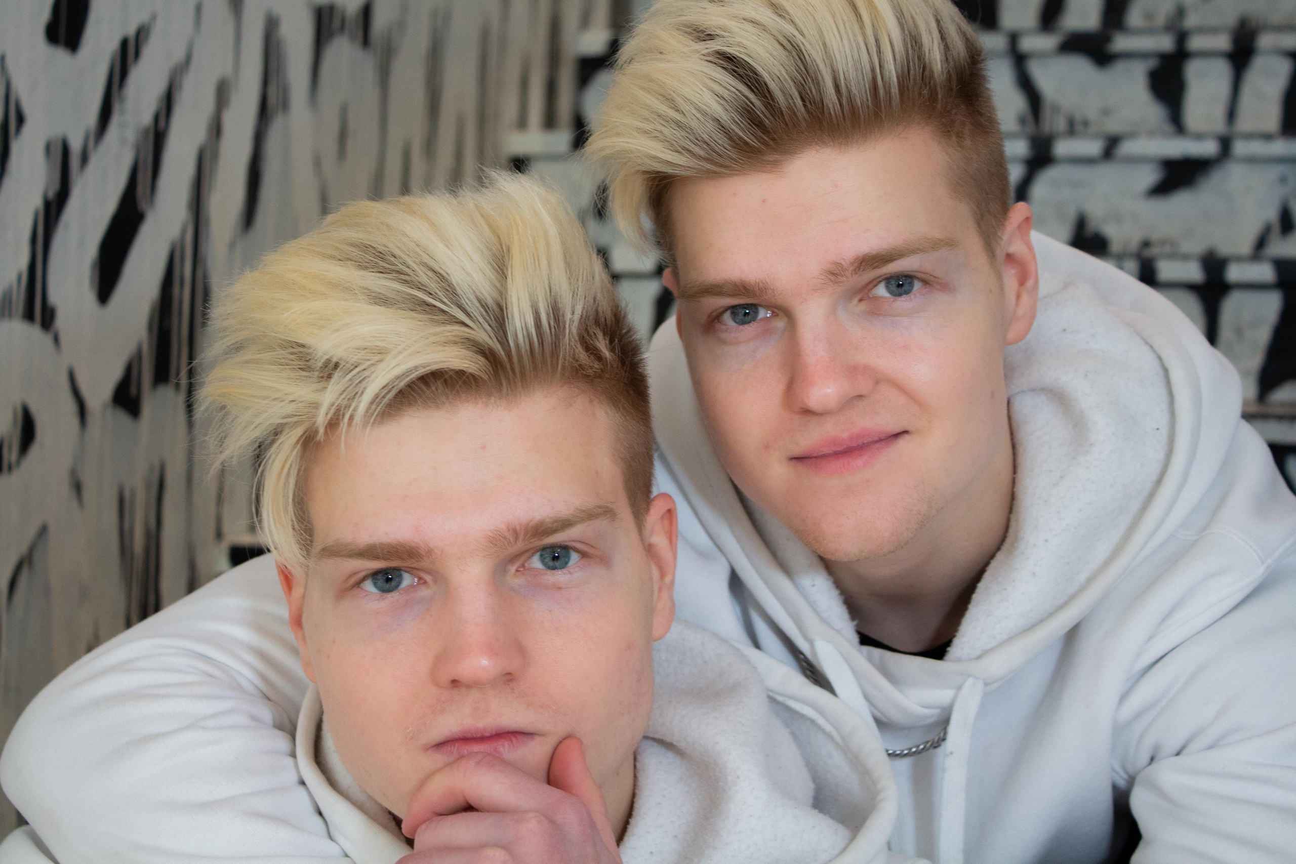 Кпеативная сьемка тик-ток блогеров. Фотограф для вас и вашего бизнеса в Москве Альбина Никифоров