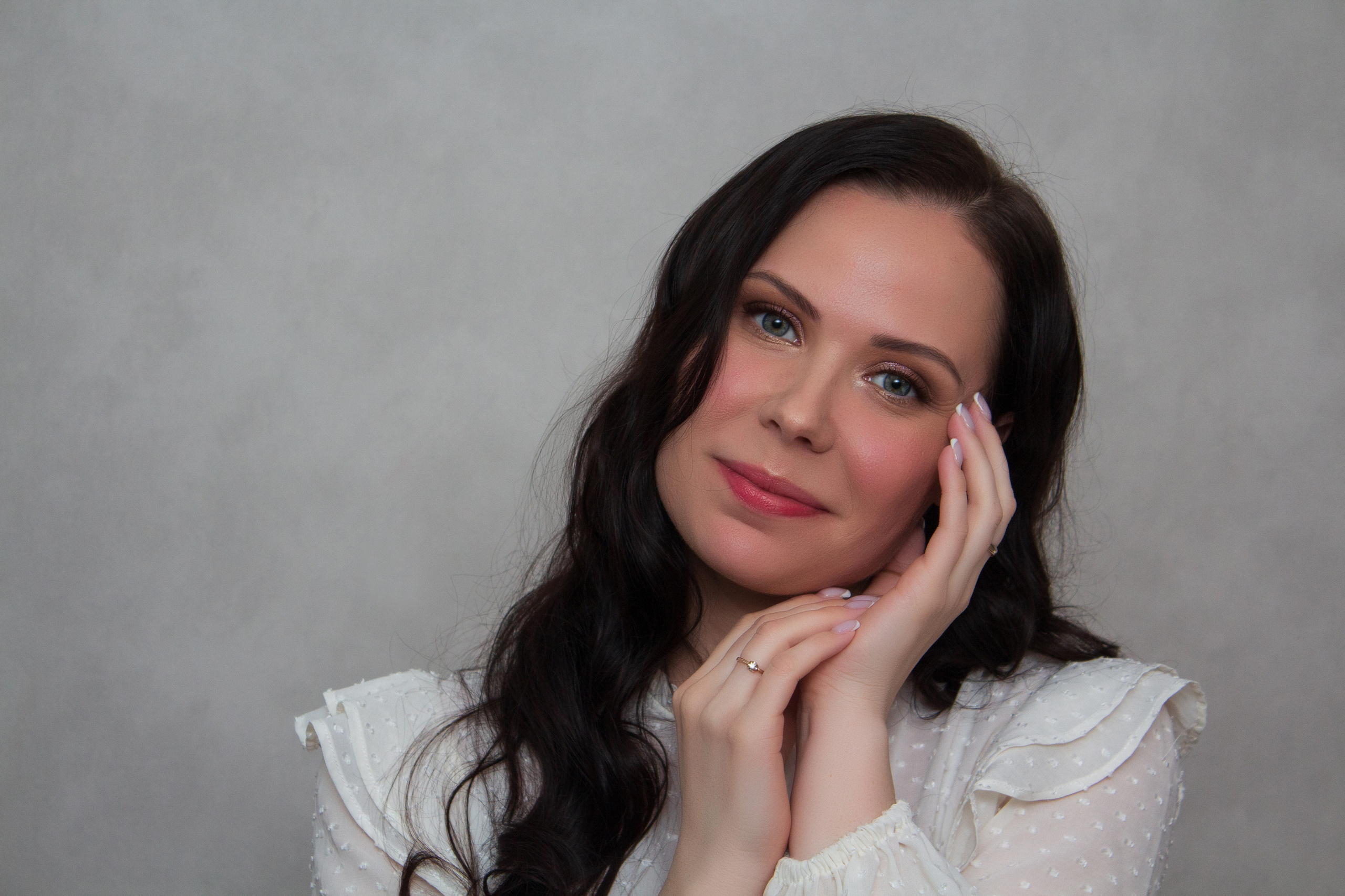 Бьюти съемка Виктории. Фотограф для вас и вашего бизнеса в Москве Альбина Никифоров