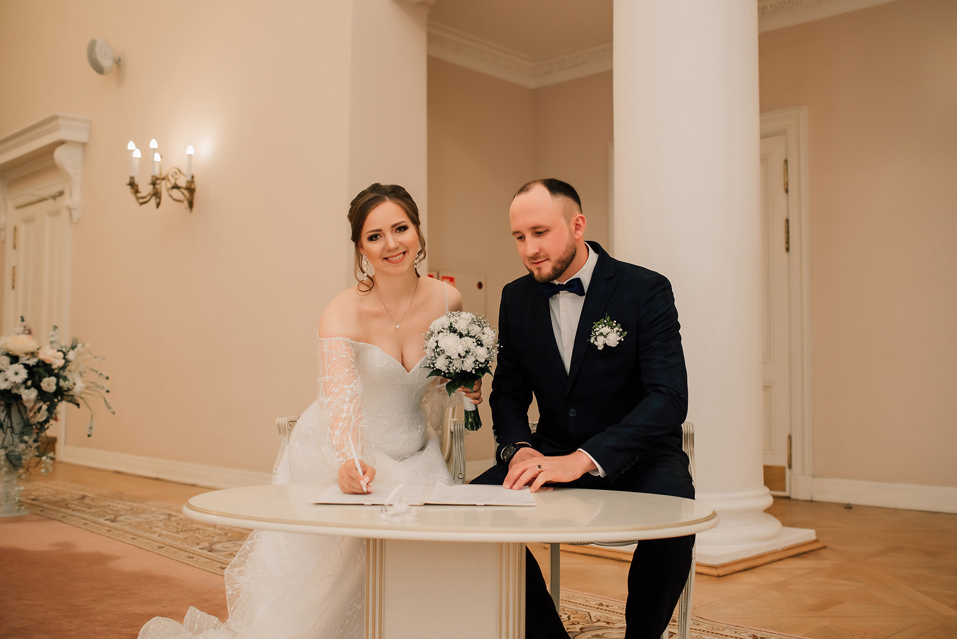 Свадебная фотосессия в Пушкине. Свадебная фотосессия в студии. Семейный и Свадебный фотограф. Санкт-Петербург. Пушкин