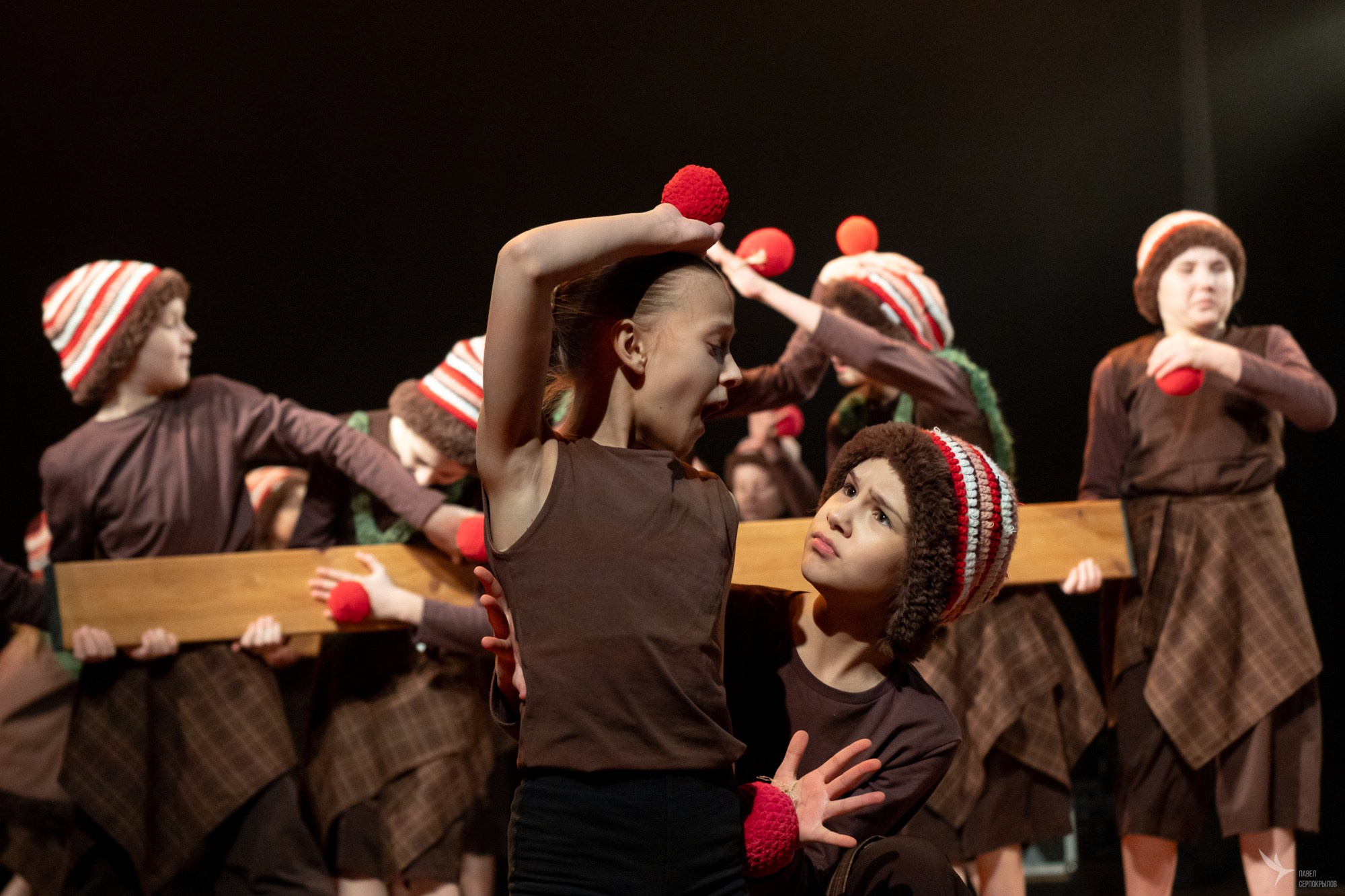 Хореографический спектакль «На след и Я». Репортажный фотограф в Казани Павел Серпокрылов