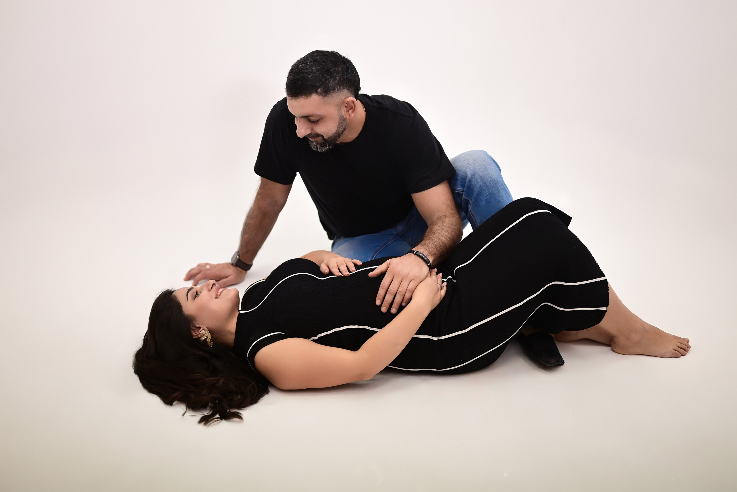 Беременность. Фотостудия Зефир. Фотосессии в студии под ключ. Москва. Семейные и детские фотосессии