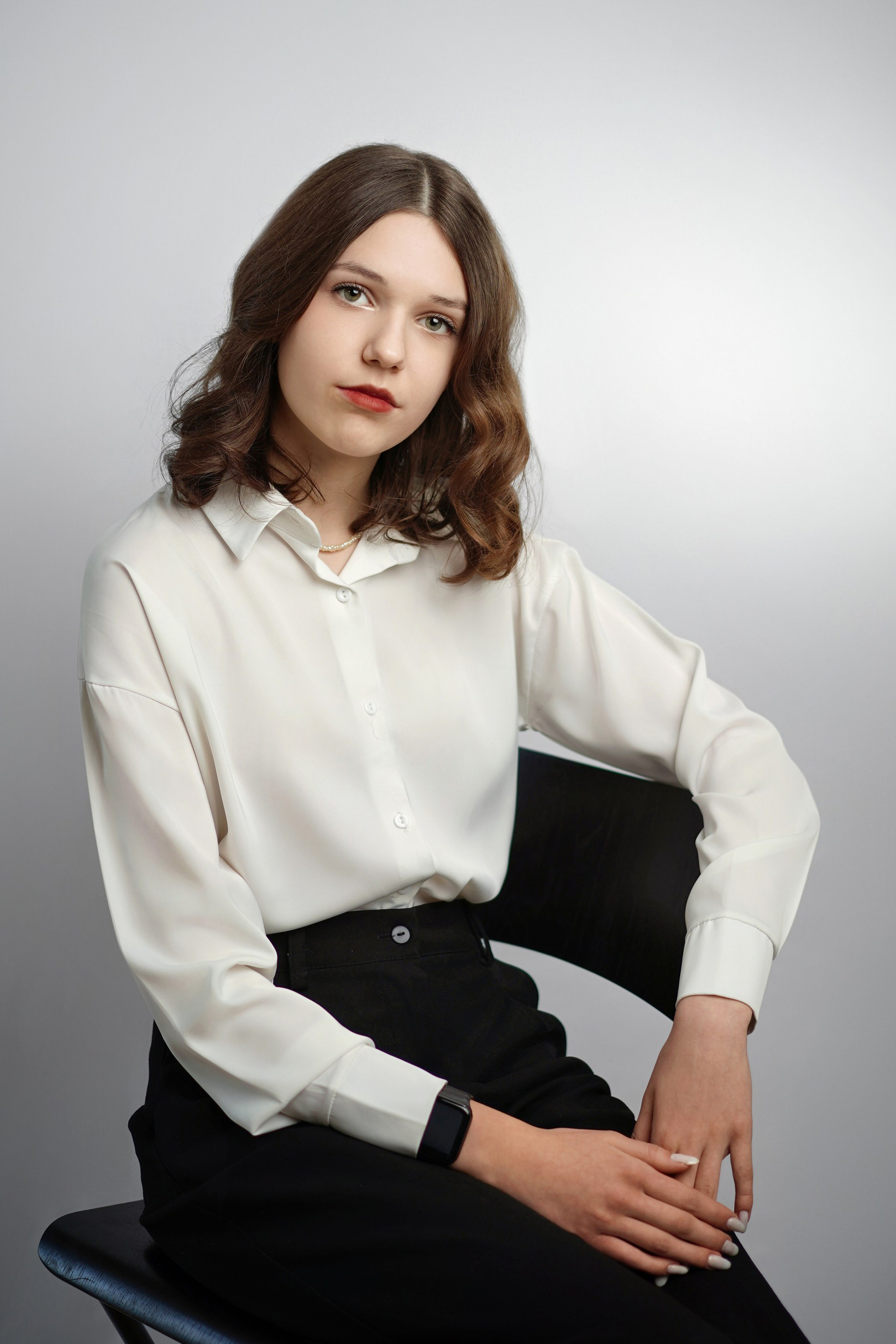 Стиль портрета в студии. GOTRA — выпускные альбомы в Тюмени