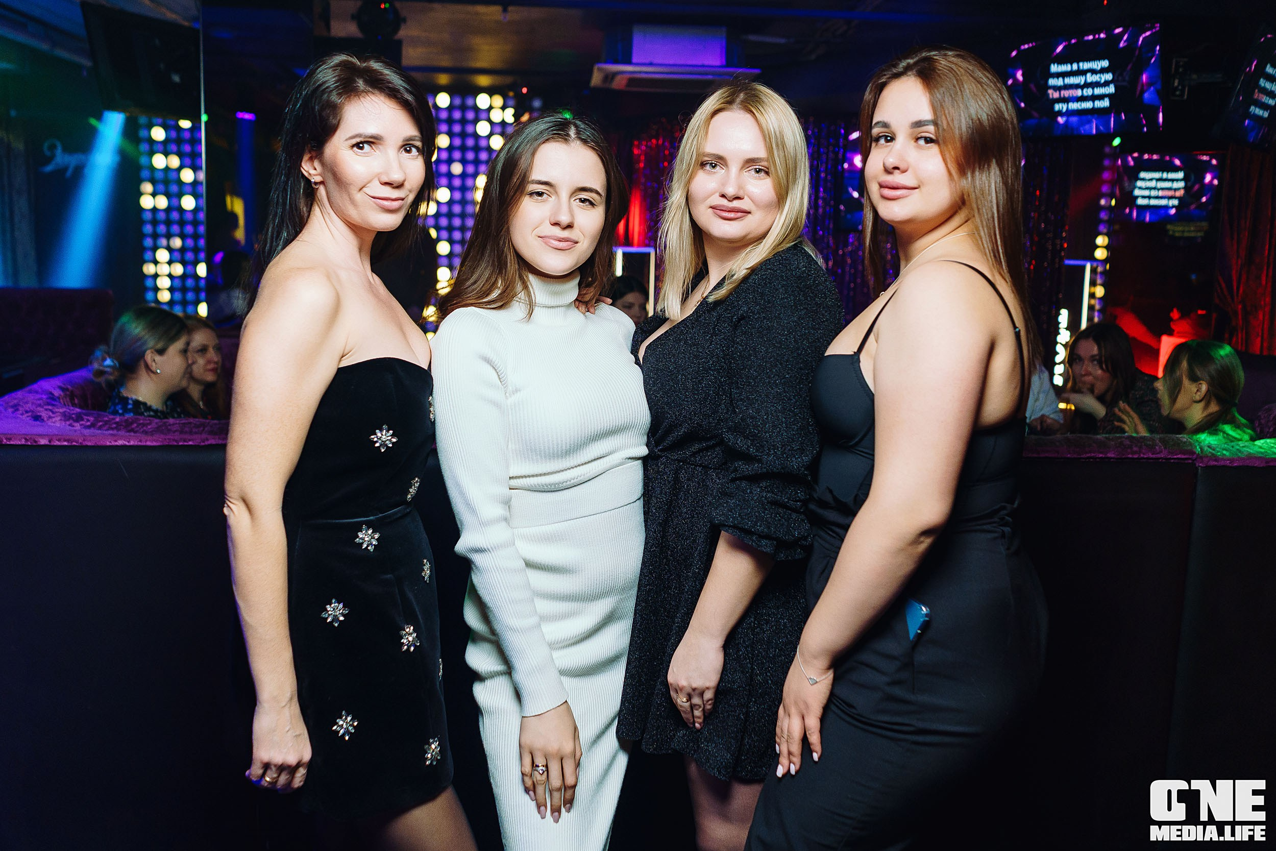 Фоторепортаж из караоке-клуба Эйфория. One Media Life: фоторепортажи, фотоотчеты с мероприятий и заведений
