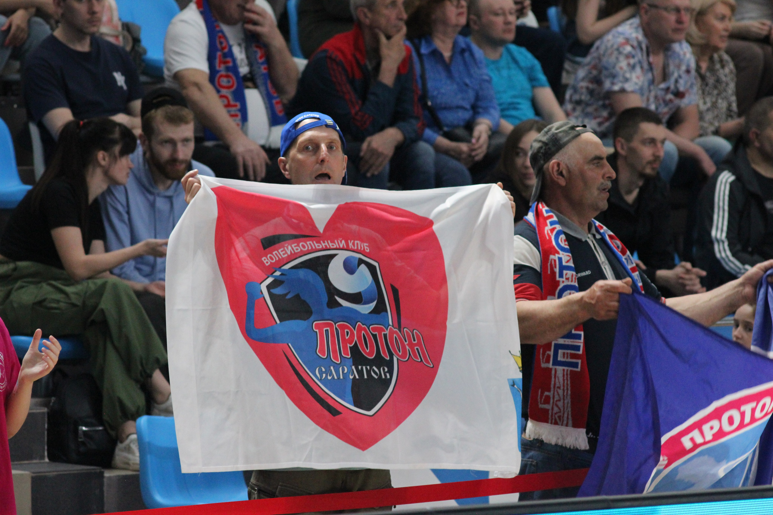 Волейбольная встреча "Протон" (Саратов) и "Динамо-Метар" (Челябинск). Фотокрыжовник. Снимаем, дружим, путешествуем