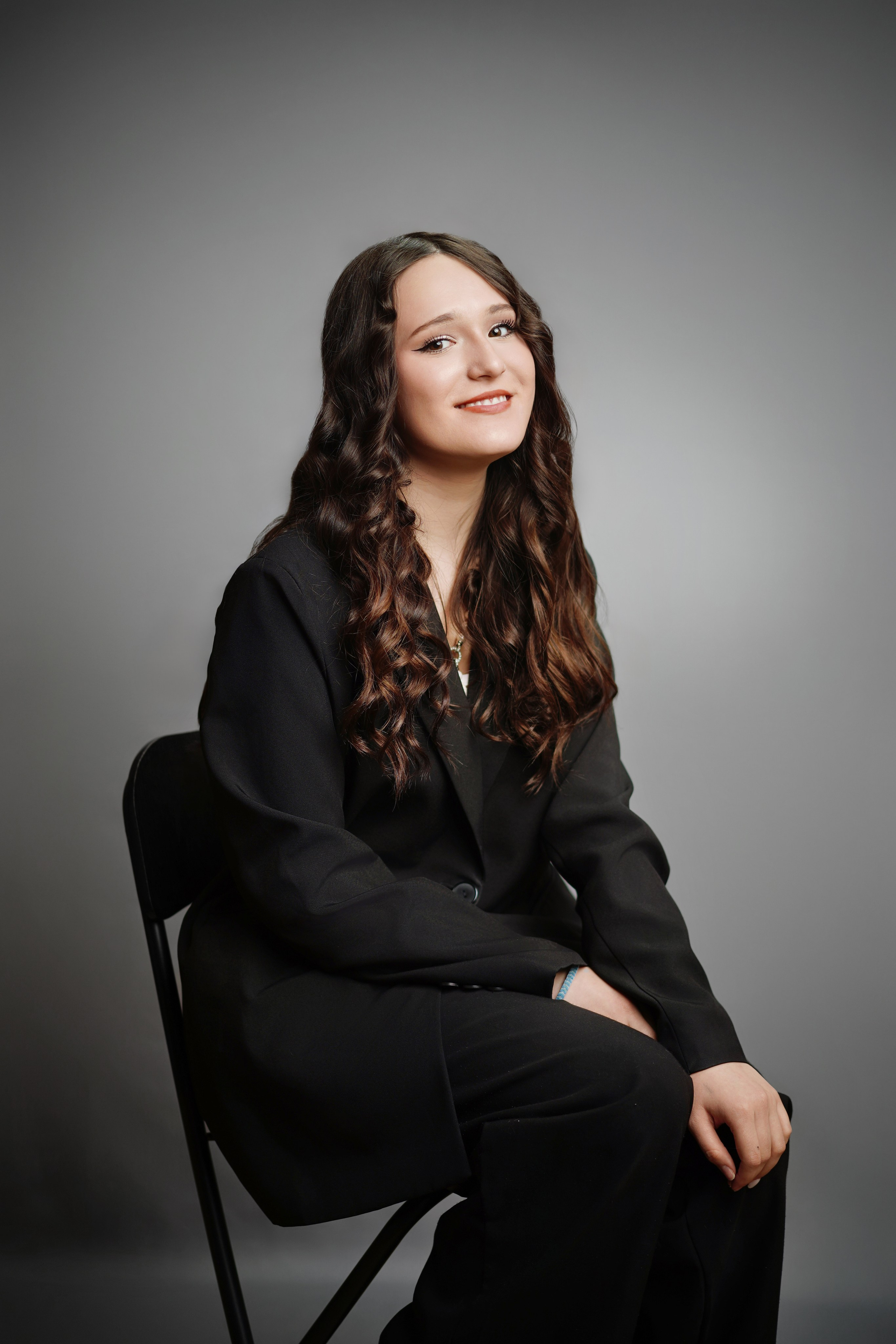 Стиль портрета в школе. GOTRA — выпускные альбомы в Тюмени