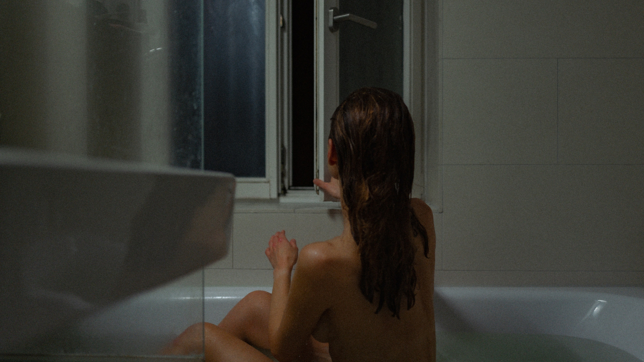 ART. Если ты на Земле — звони