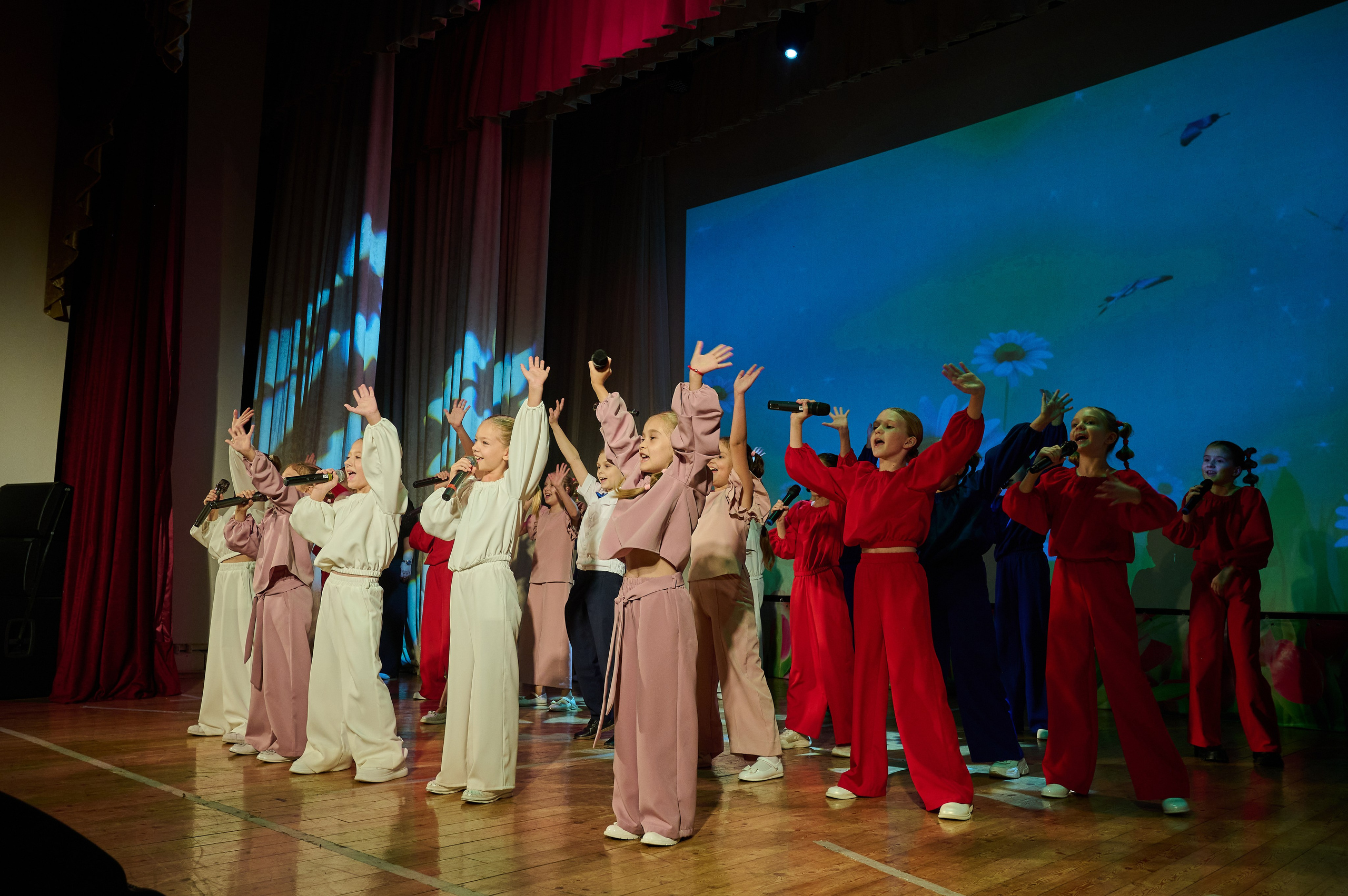 День матери Кабардинка. Жизнь курорта Кабардинка в фотографиях